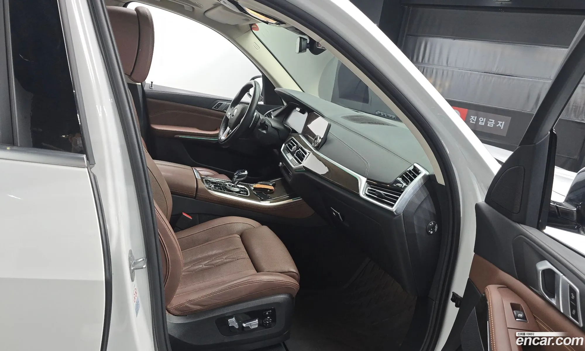 BMW X5 2022 WBACR6106N9K78888 — 6