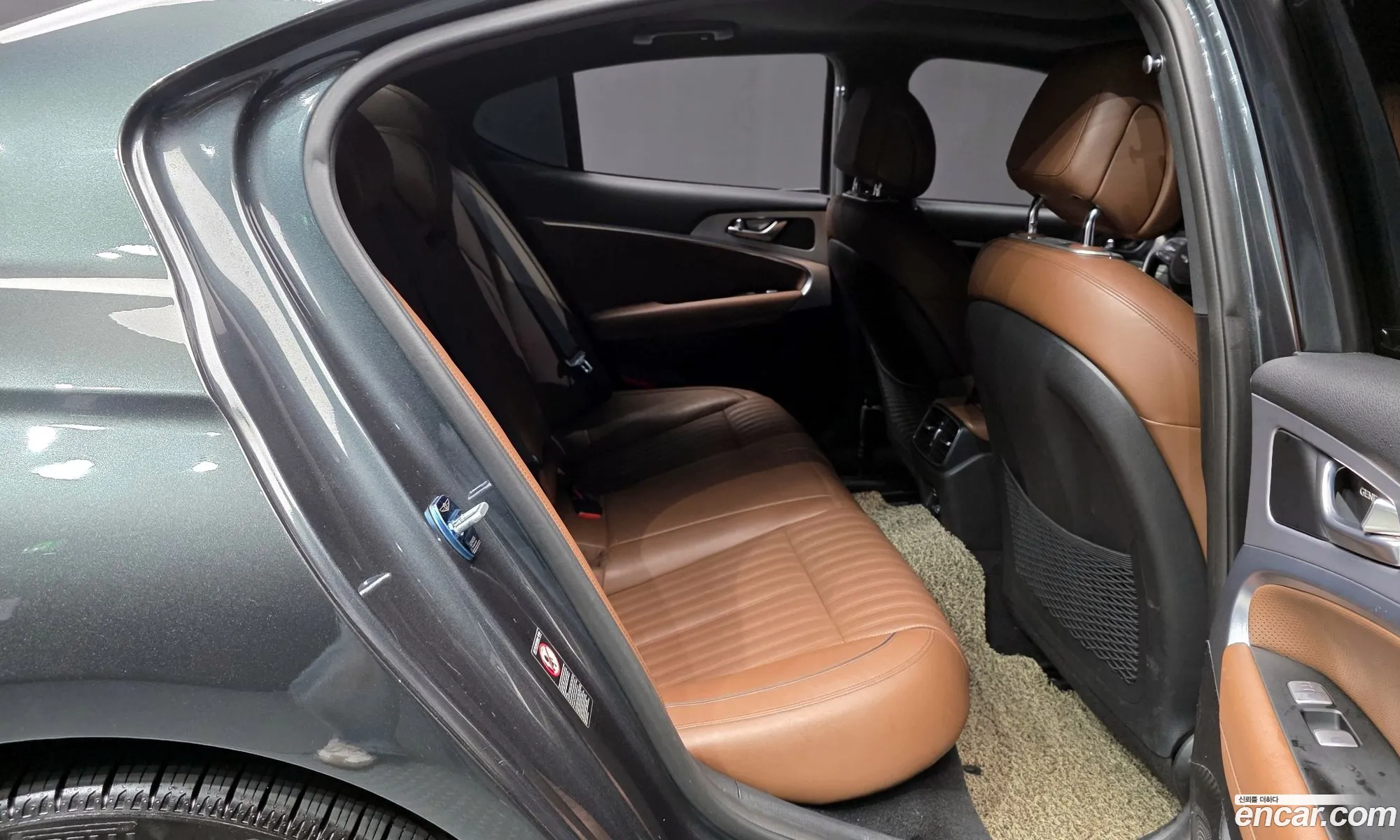 Genesis G70 2018 — 15