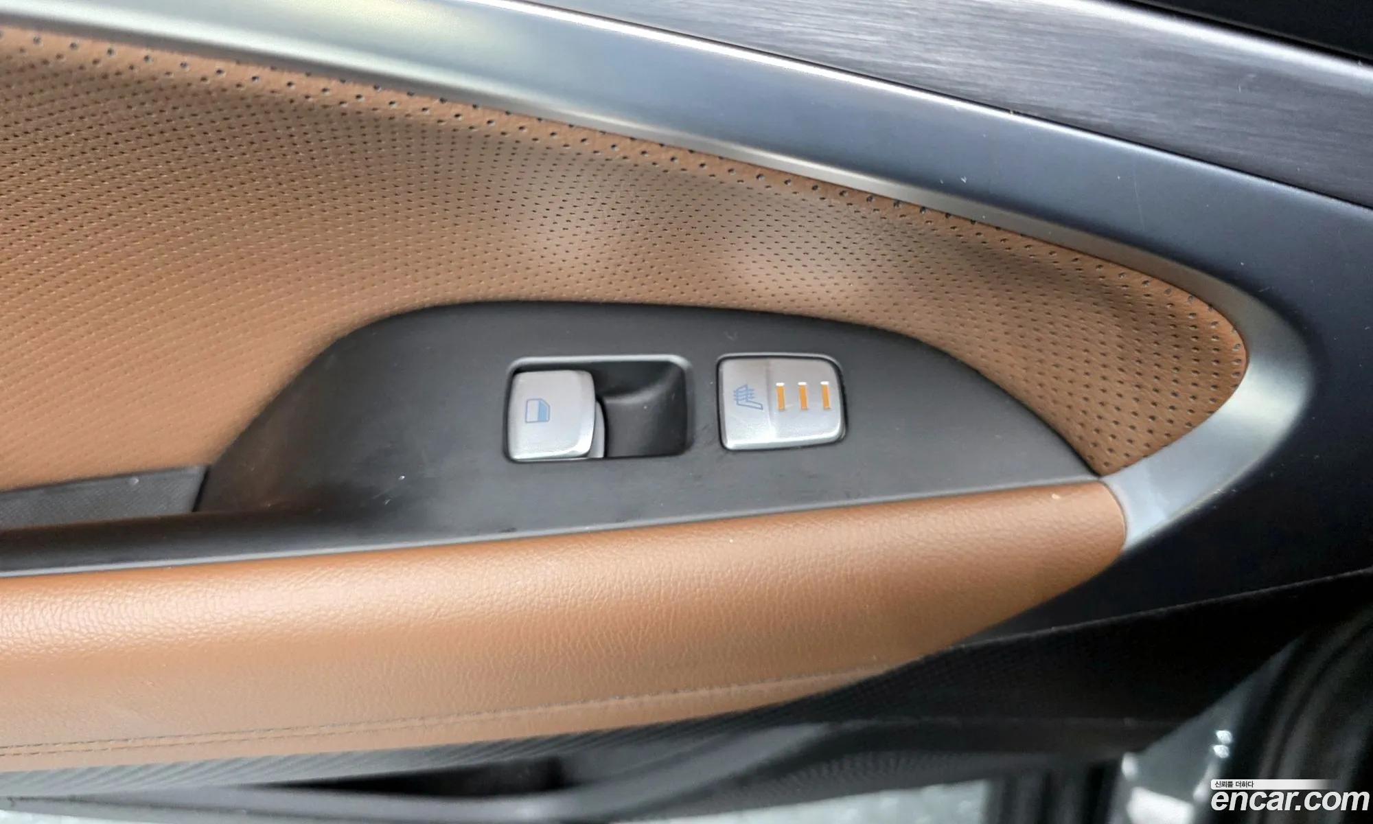 Genesis G70 2018 — 13