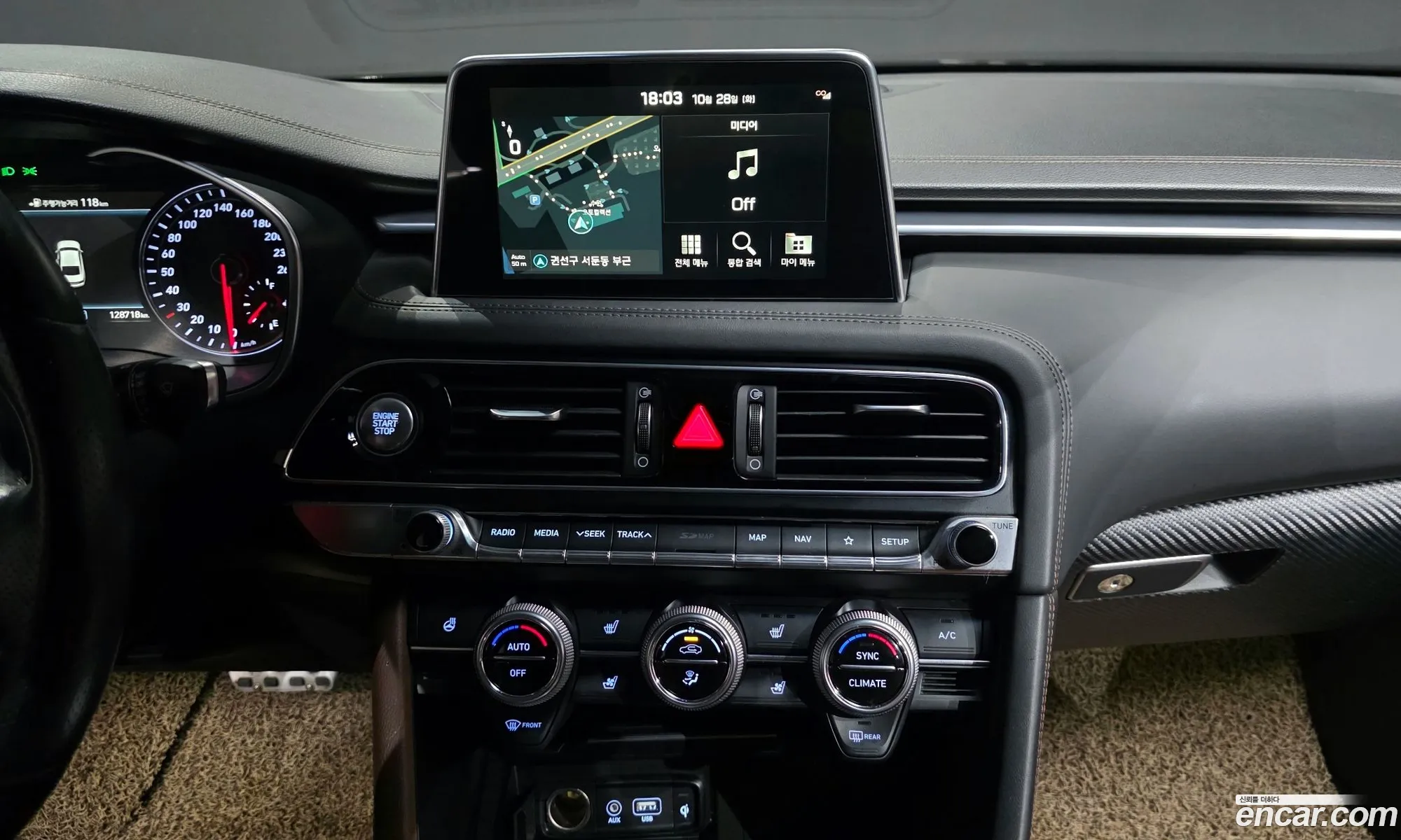 Genesis G70 2018 — 12
