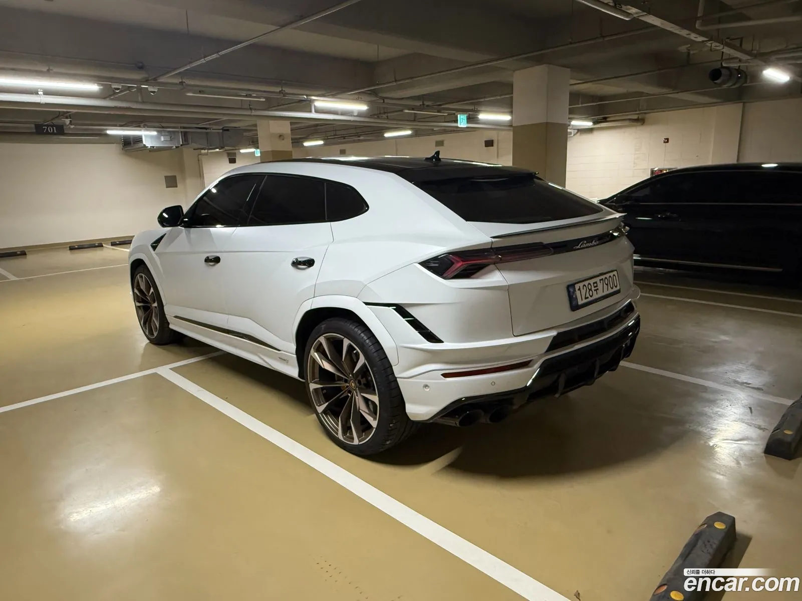 Lamborghini Urus 2023 — 9