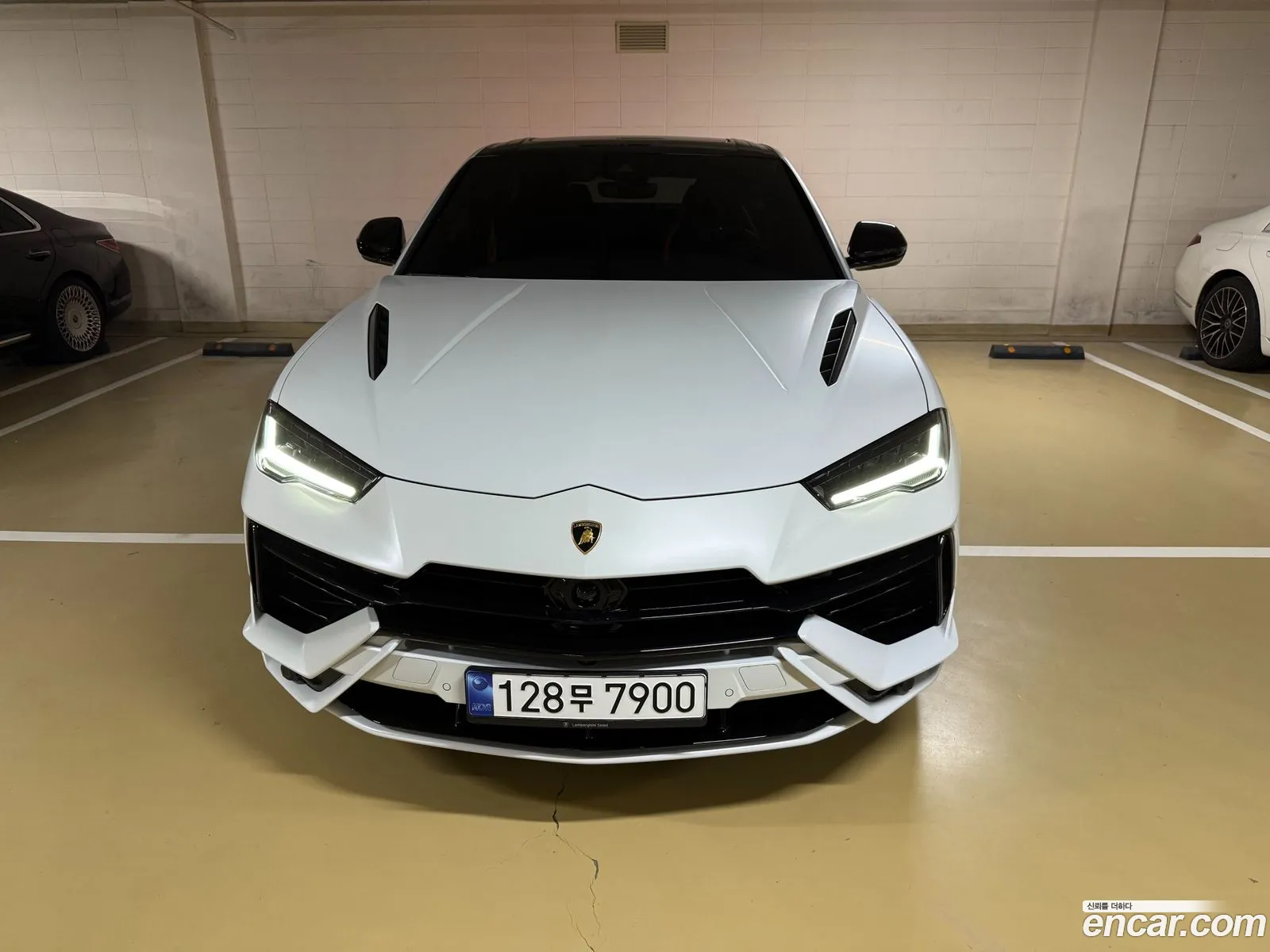 Lamborghini Urus 2023 — 3