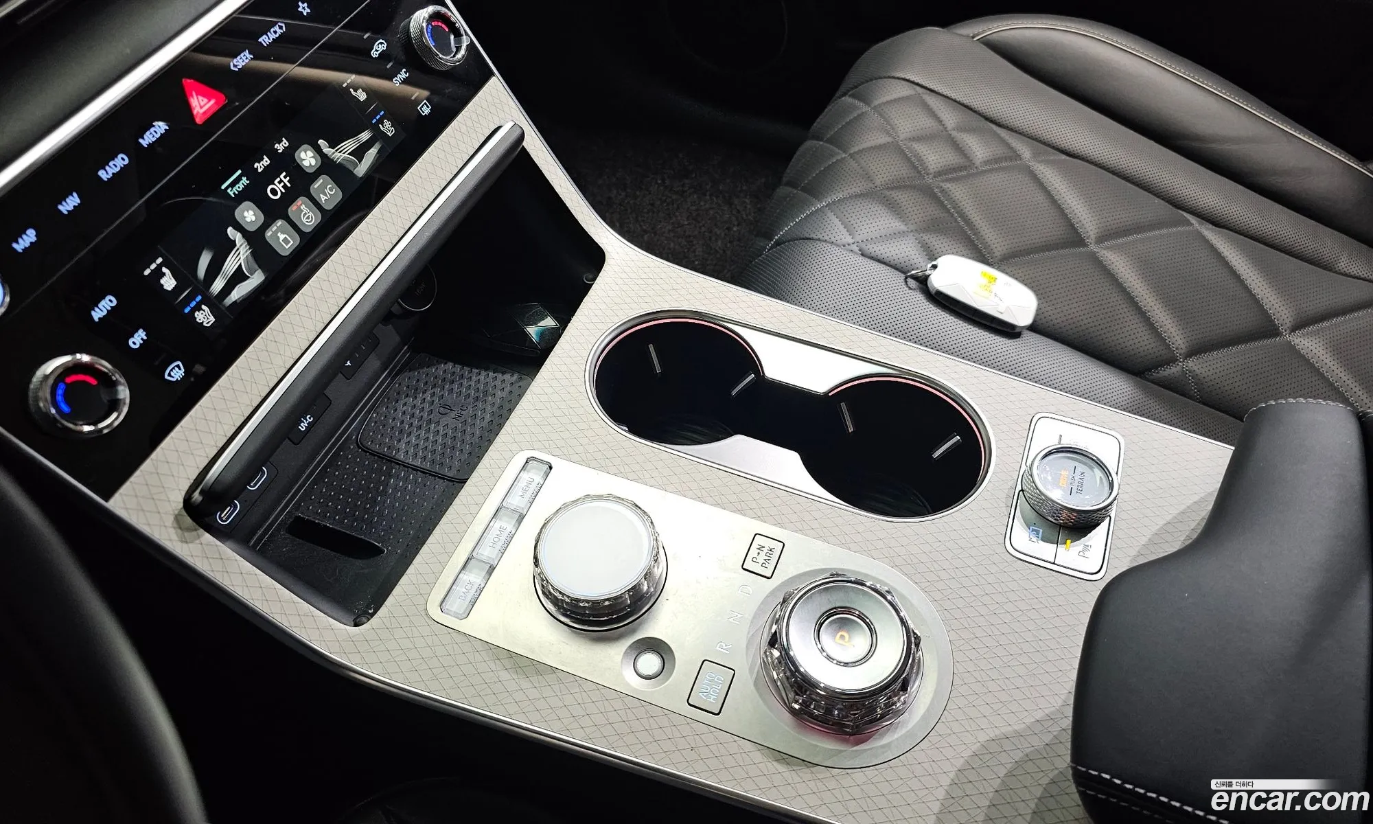 Genesis GV80 2023 — 15