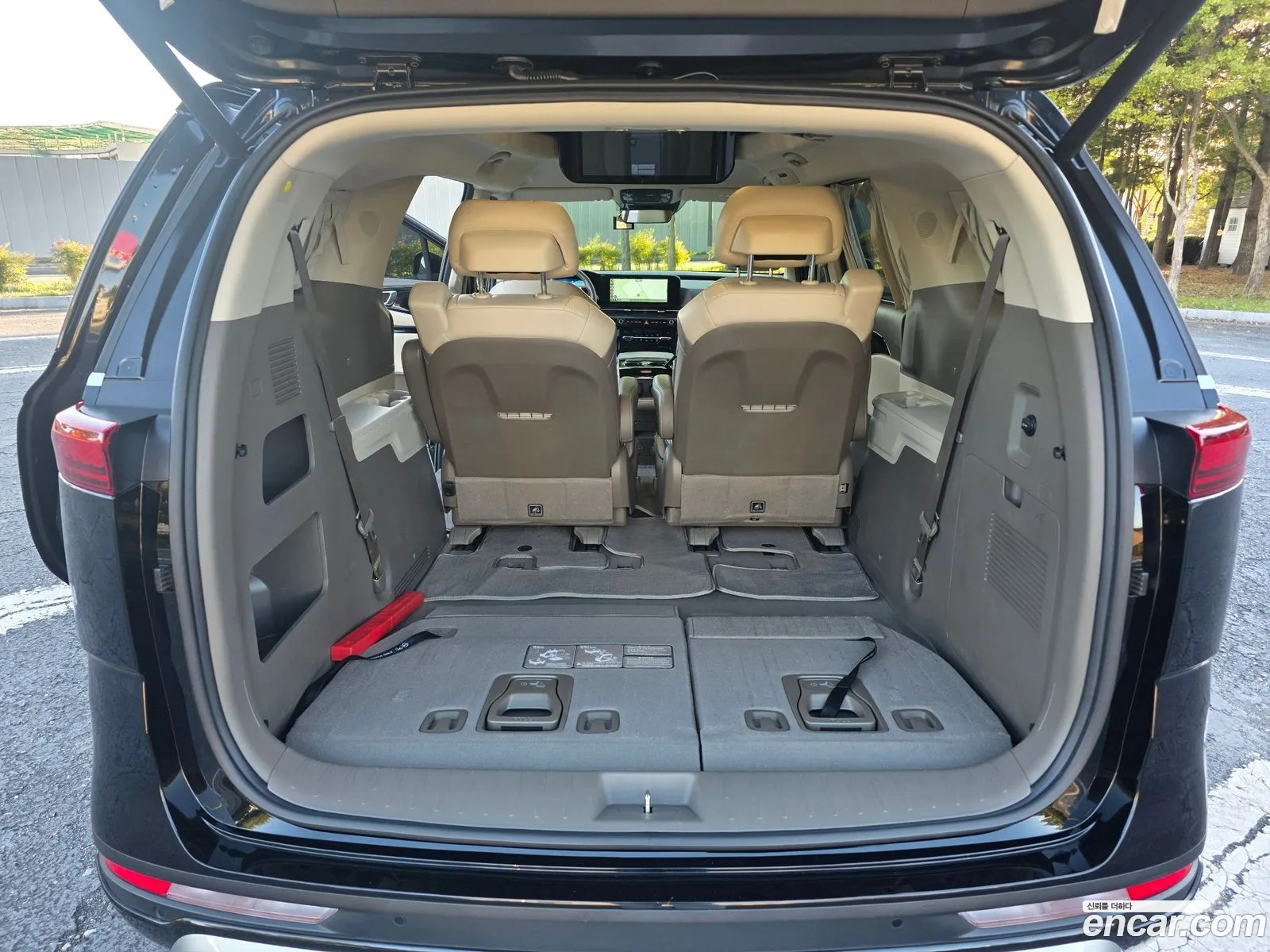 Kia Carnival 2021 — 7