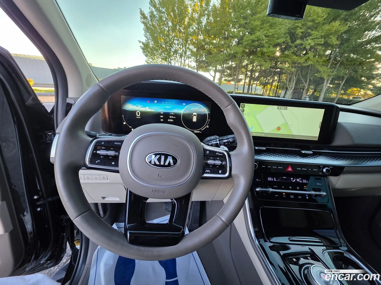 Kia Carnival 2021 — 3