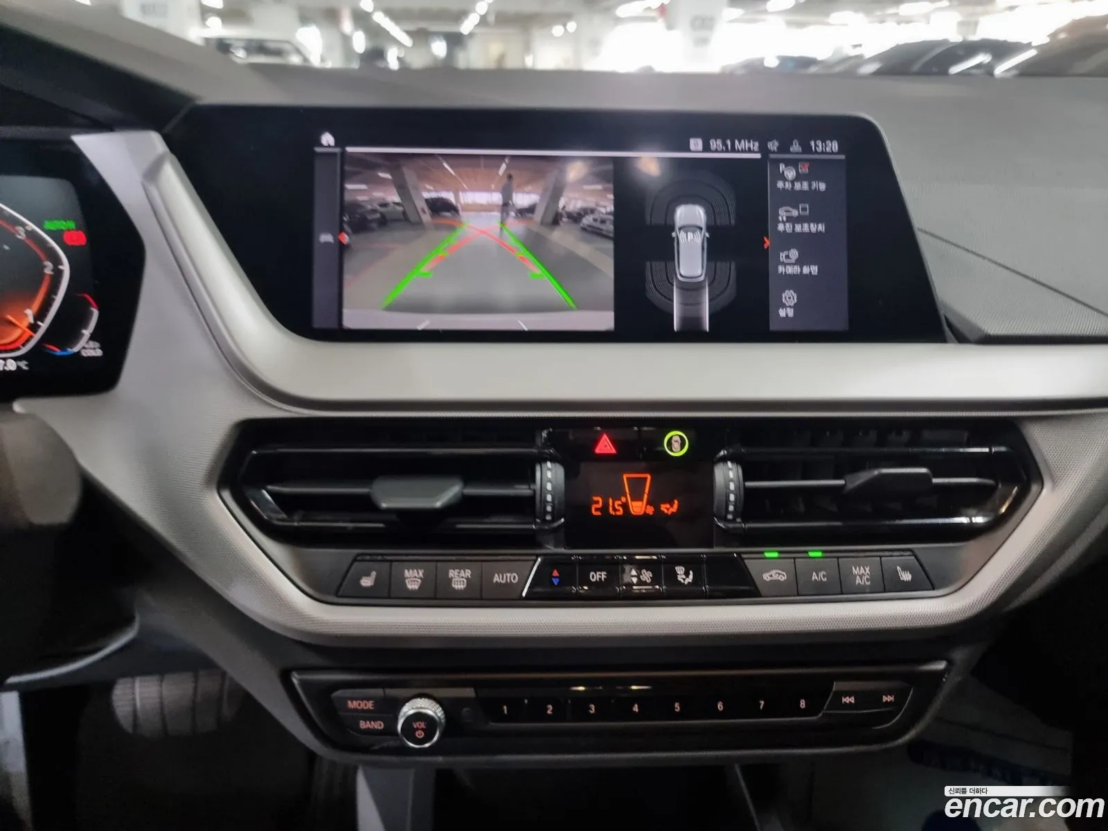 BMW 1 Series 2020 — 11