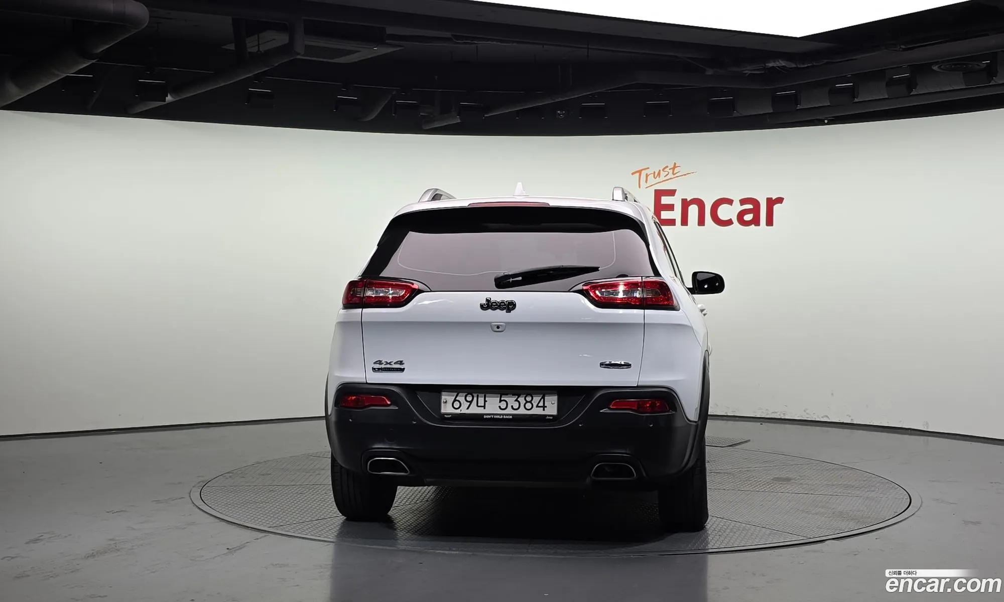 Jeep Cherokee 2016 — 13