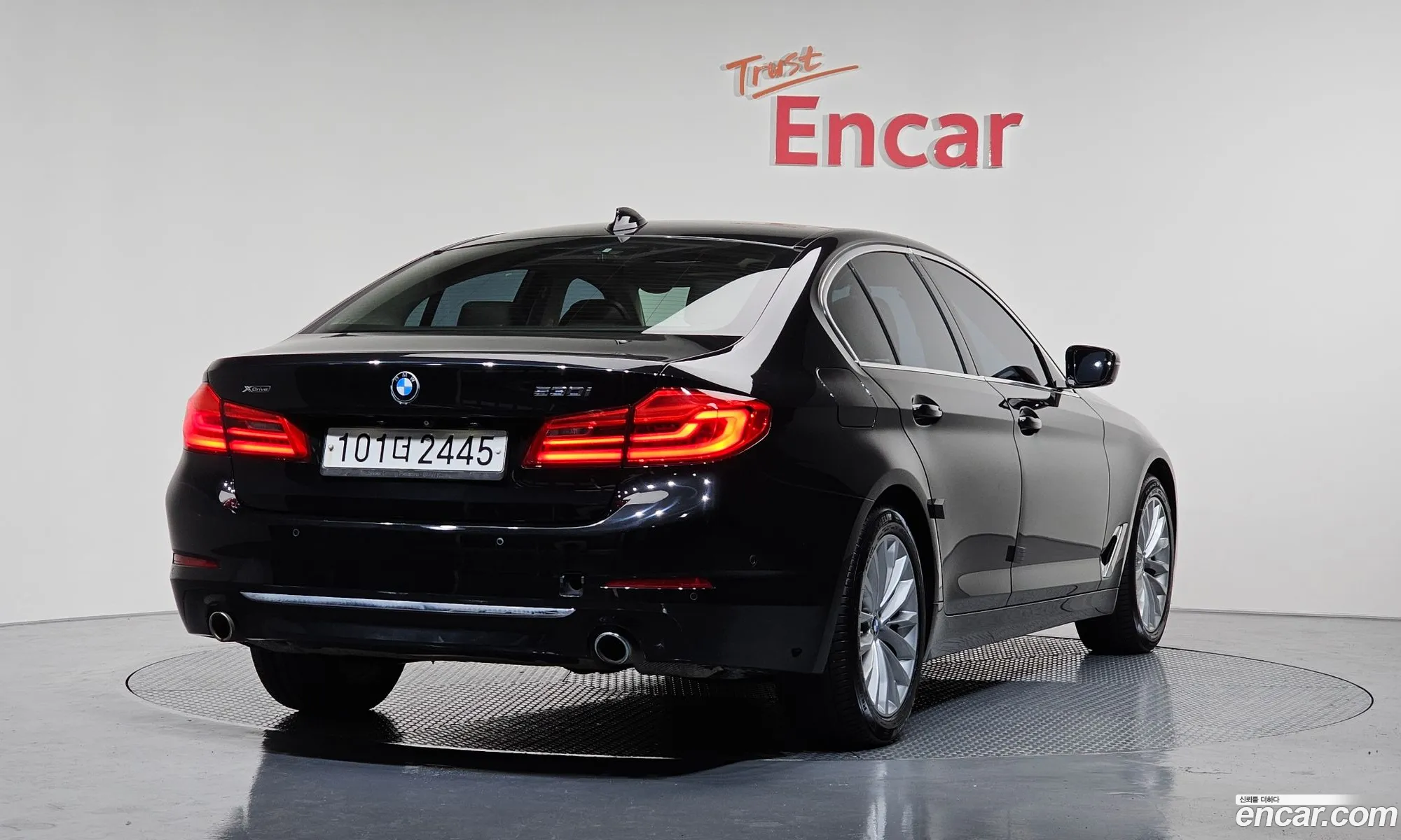 BMW 5 Series 2019 WBAJD9107KB277891 — 6