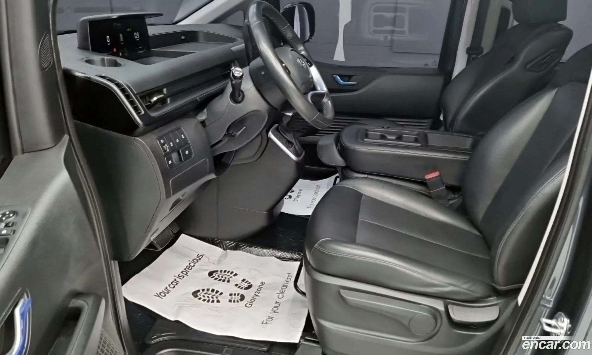 Hyundai Staria 2021 — 4