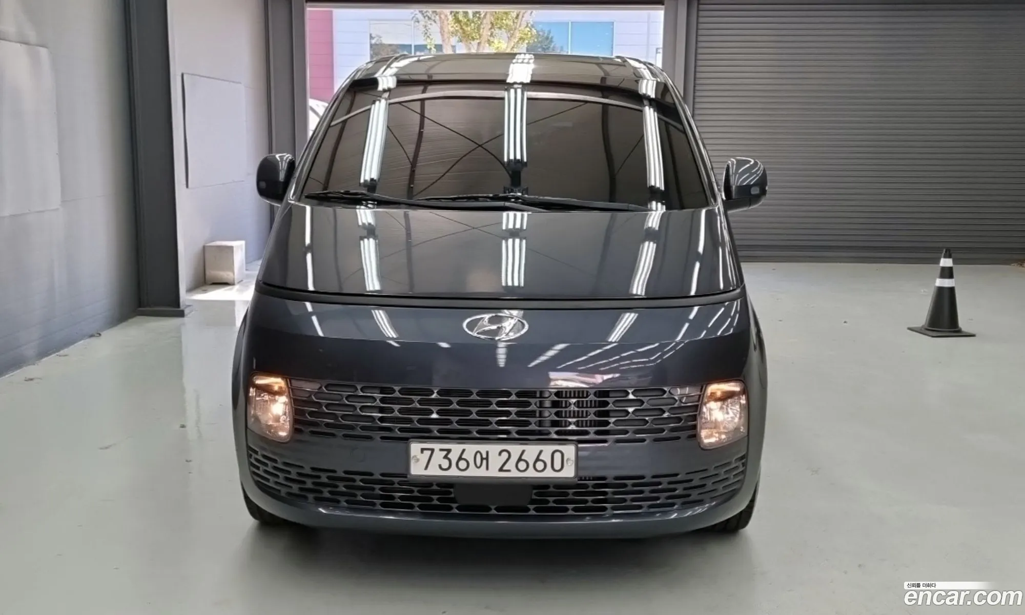 Hyundai Staria 2021 — 5