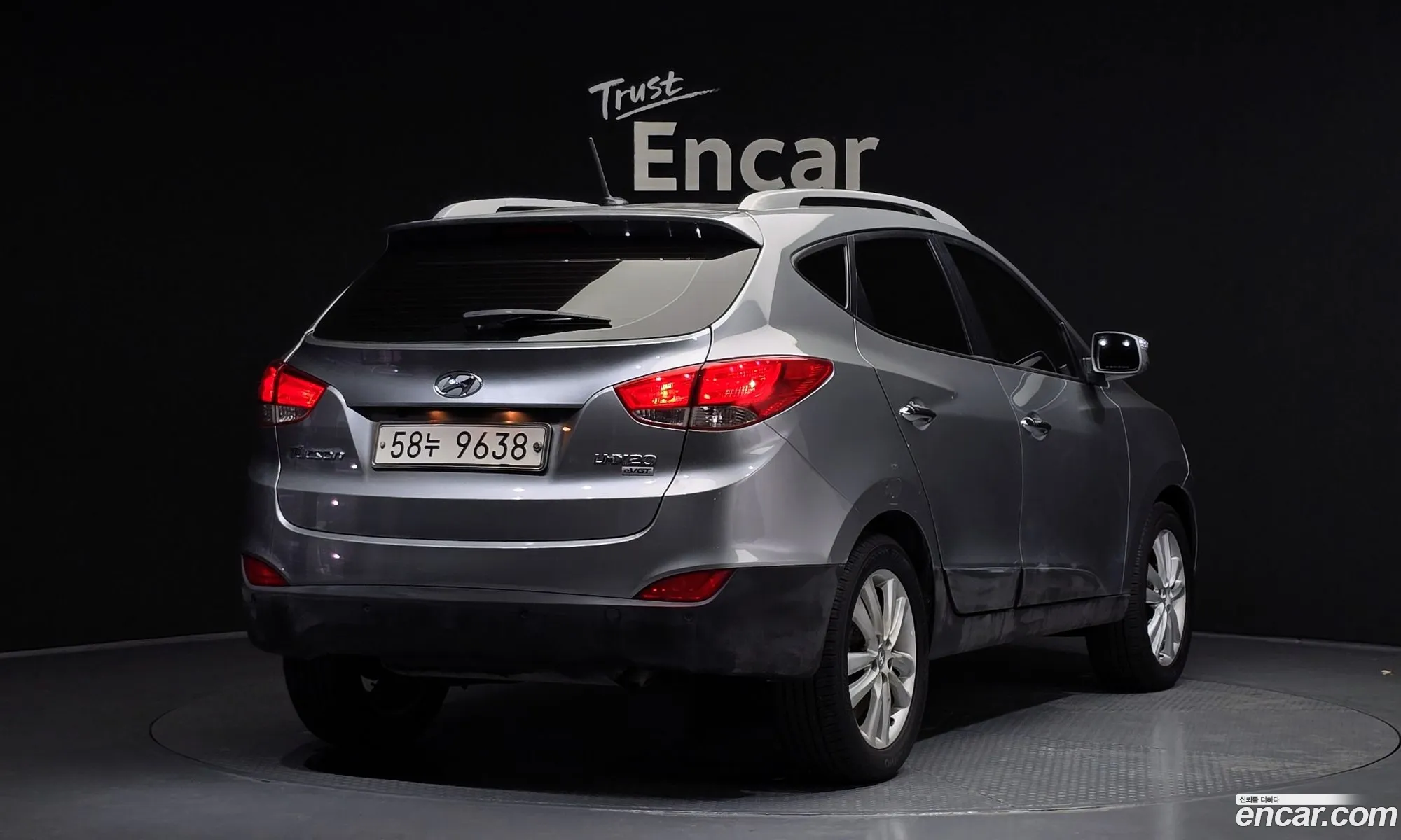 Hyundai Tucson ix 2009 — 17