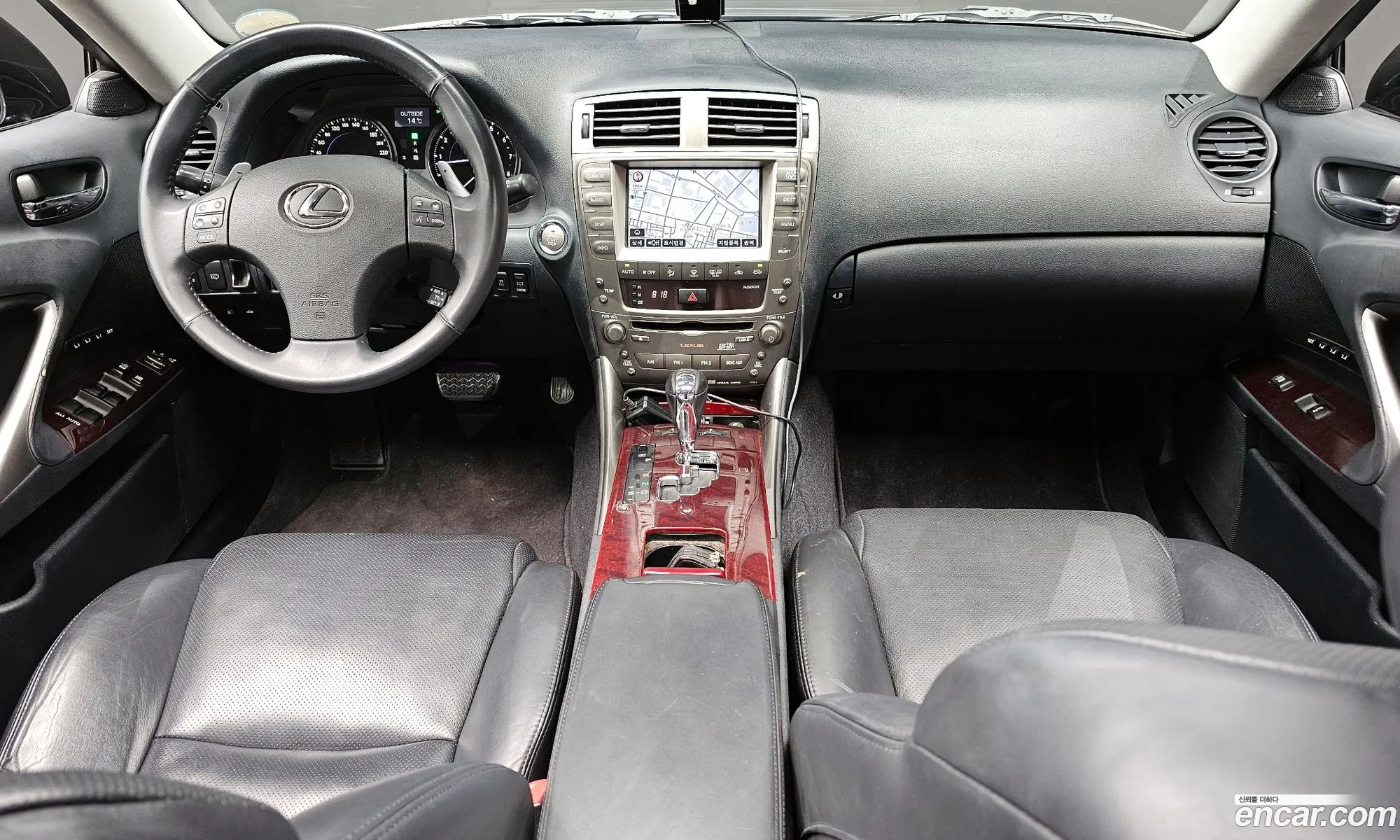 Lexus IS250 2008 — 12