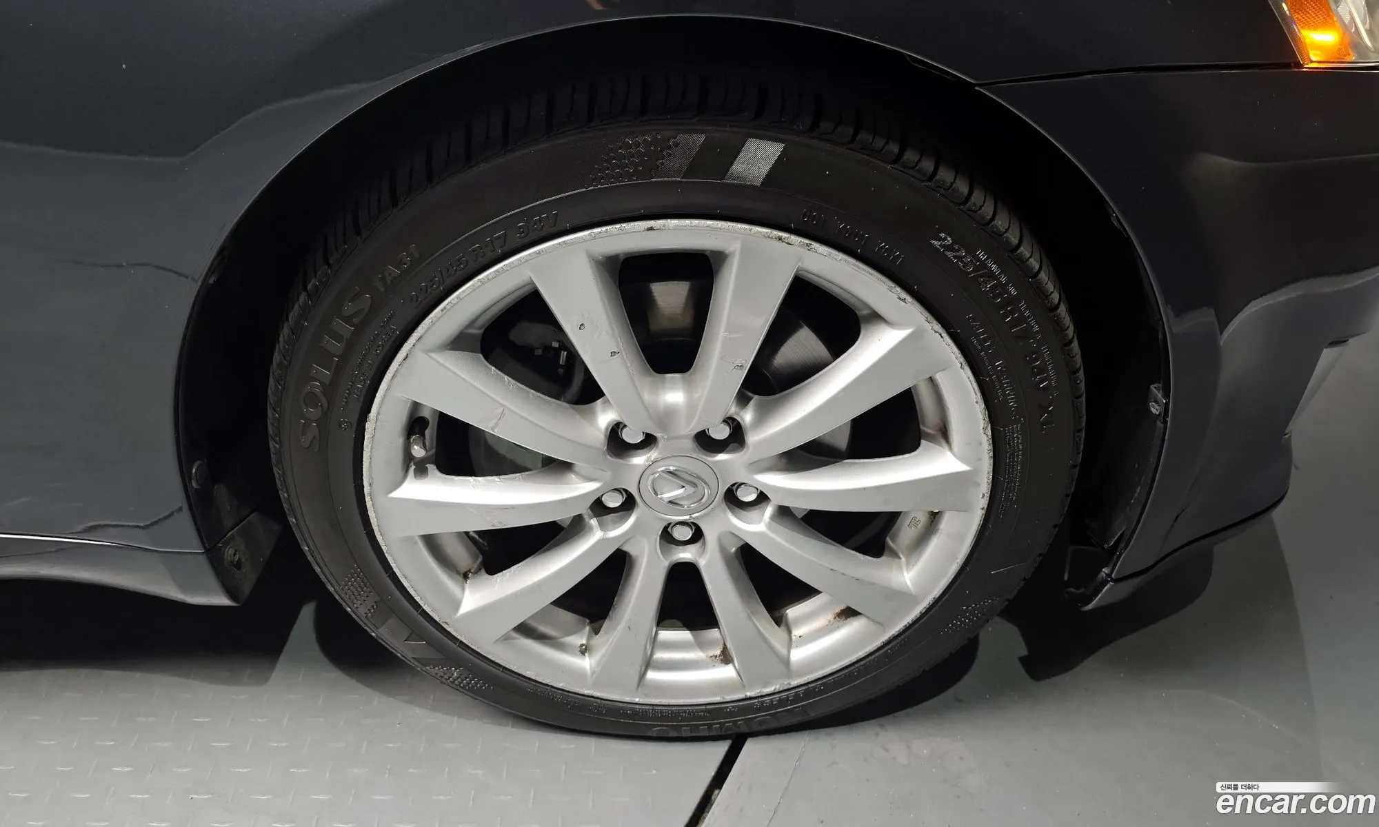 Lexus IS250 2008 — 4