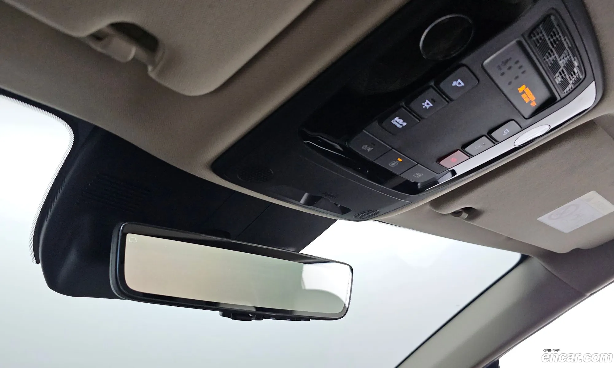 Kia Carnival 2024 — 11