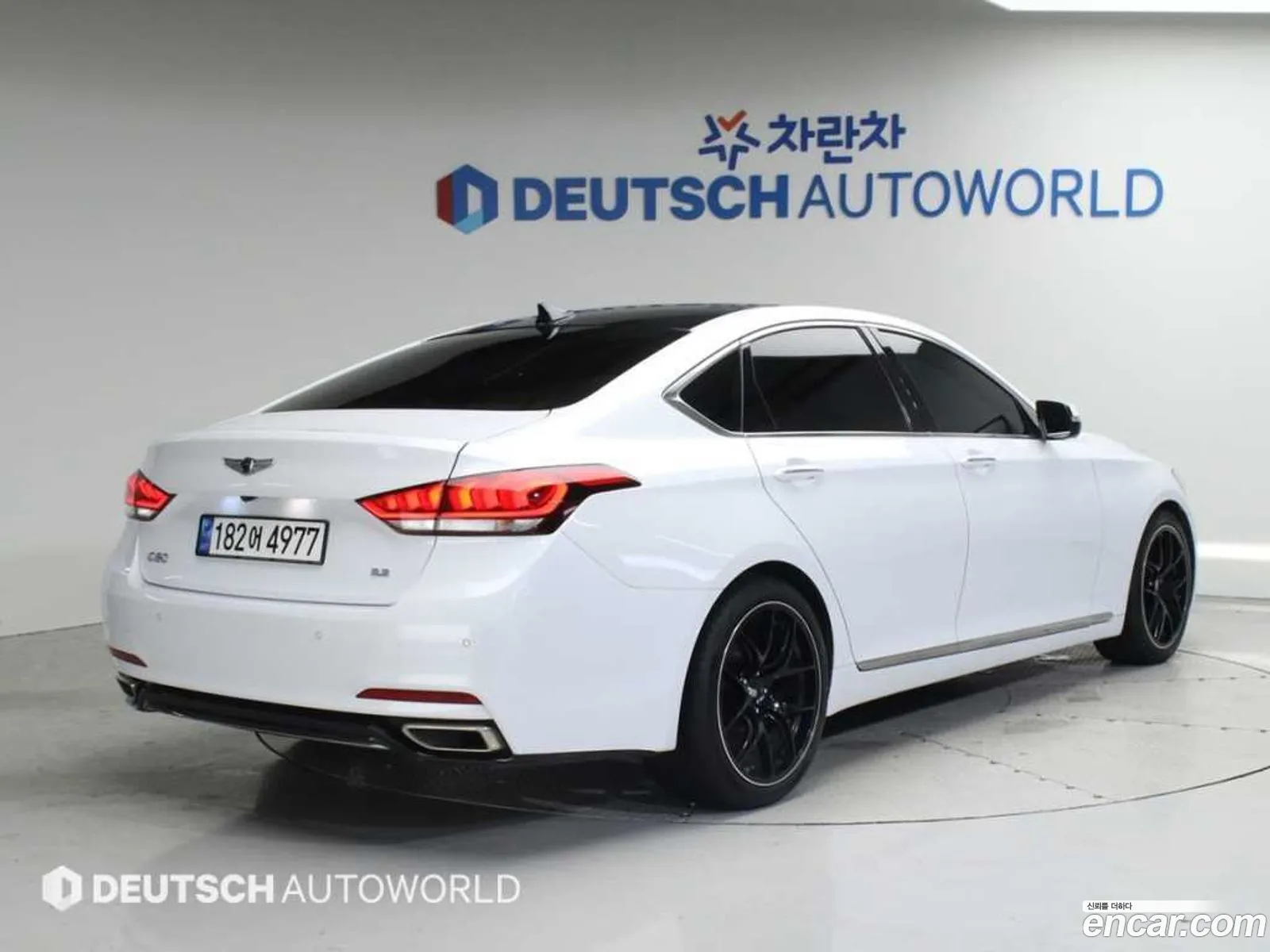 Genesis G80 2017 — 17