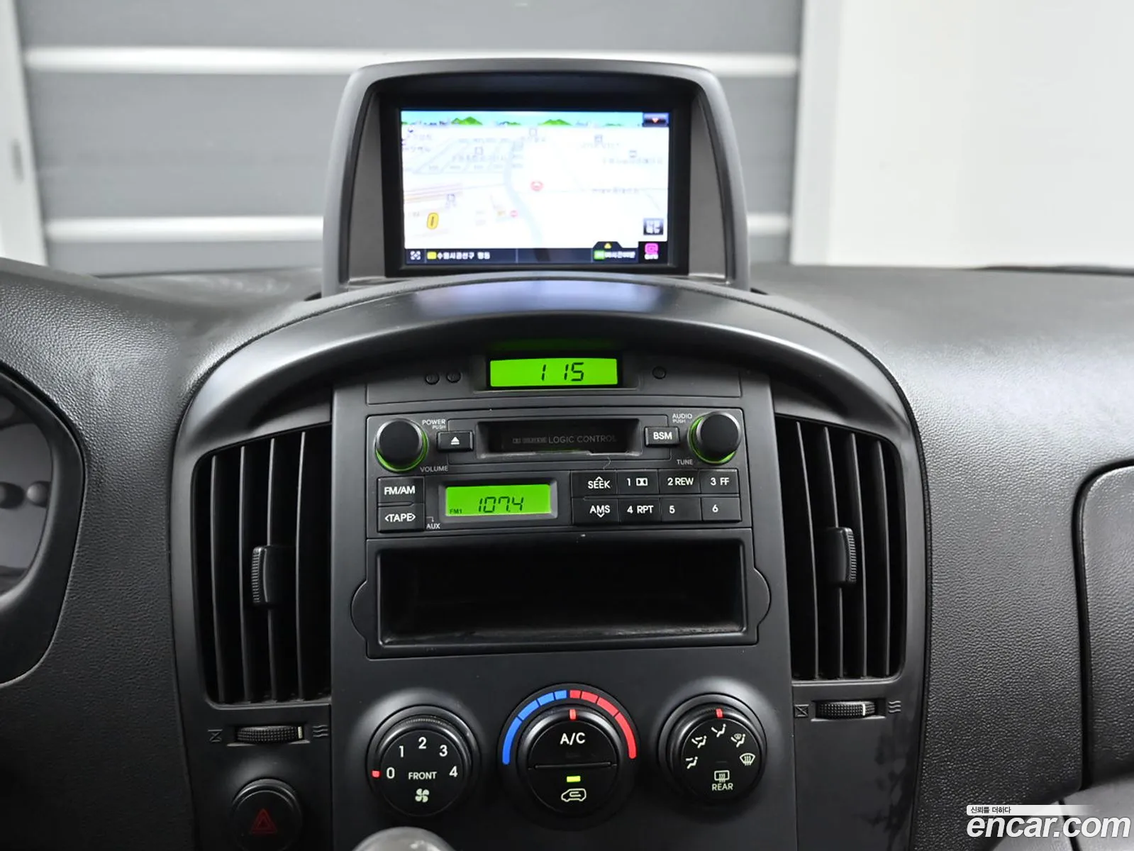 Hyundai Grand Starex 2008 — 13