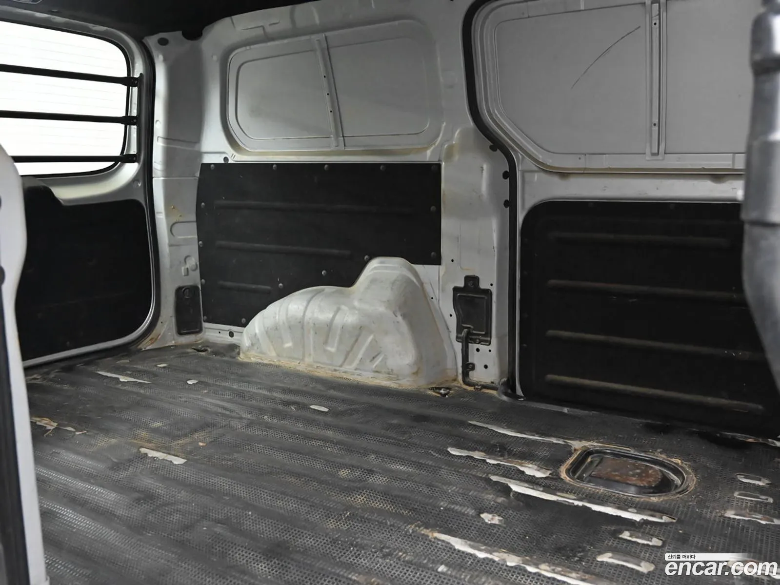 Hyundai Grand Starex 2008 — 15