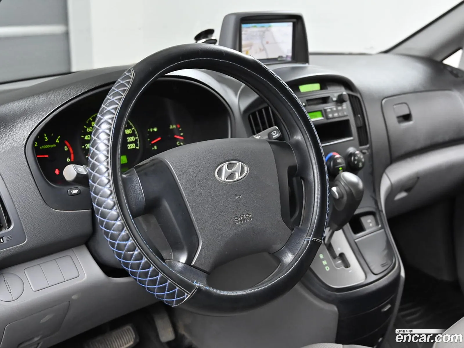 Hyundai Grand Starex 2008 — 18