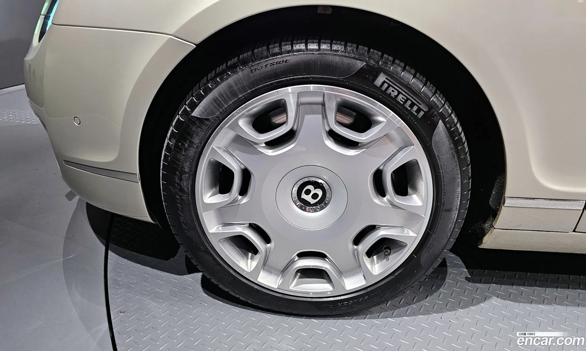 Bentley Flying Spur 2011 SCBBS53W9BC068883 — 2