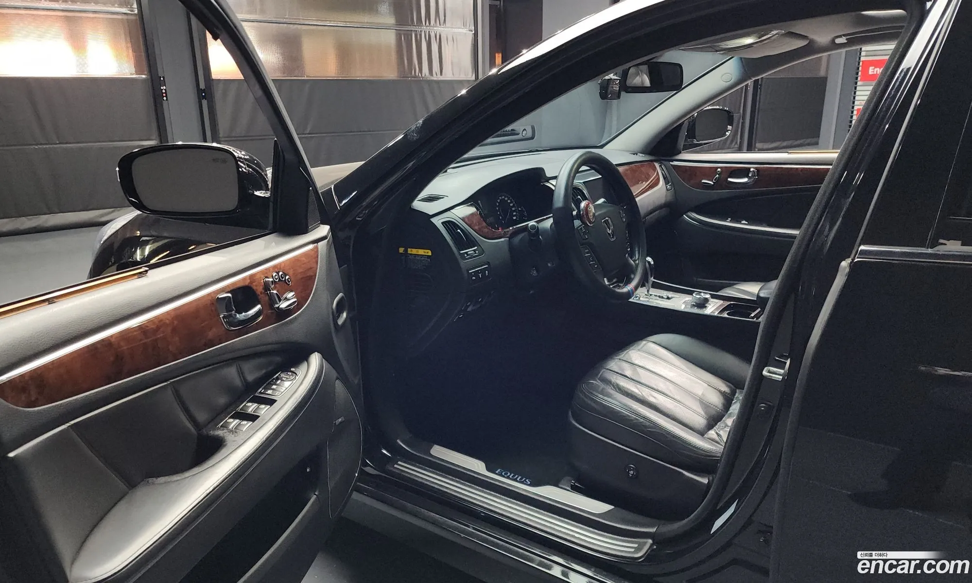 Hyundai Equus 2010 — 4