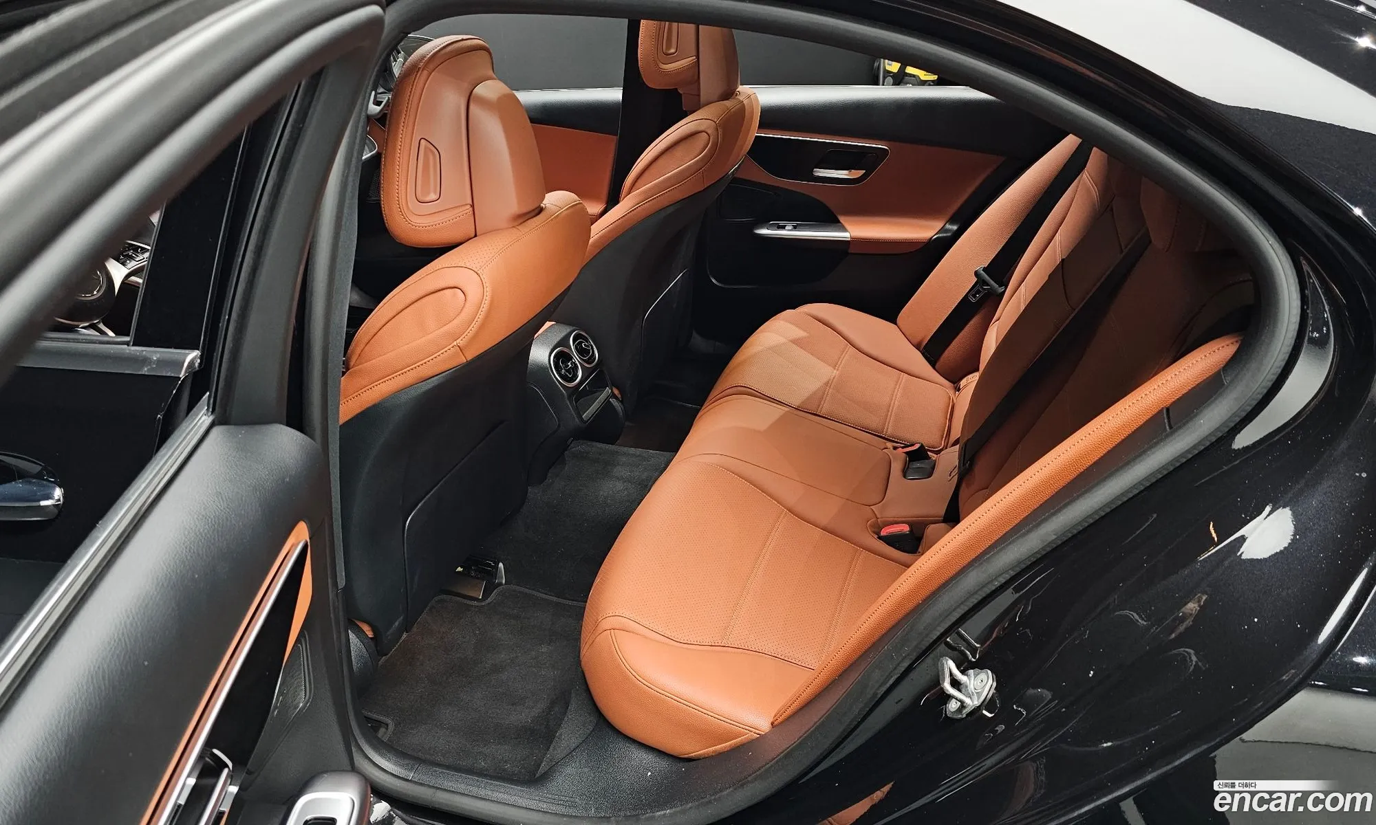 Mercedes-Benz C-Class W206 2023 — 16