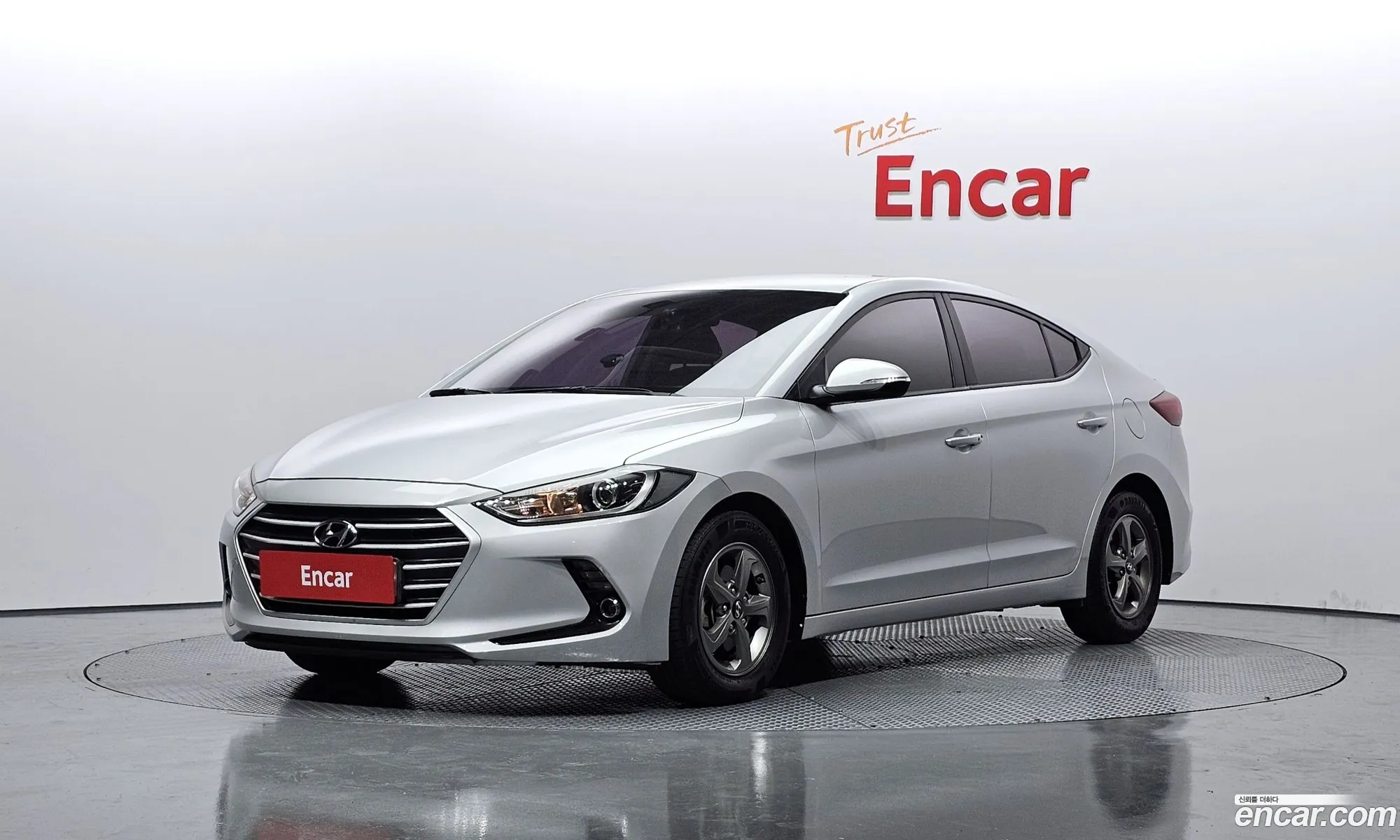 Hyundai Elantra AD 2016 — 9