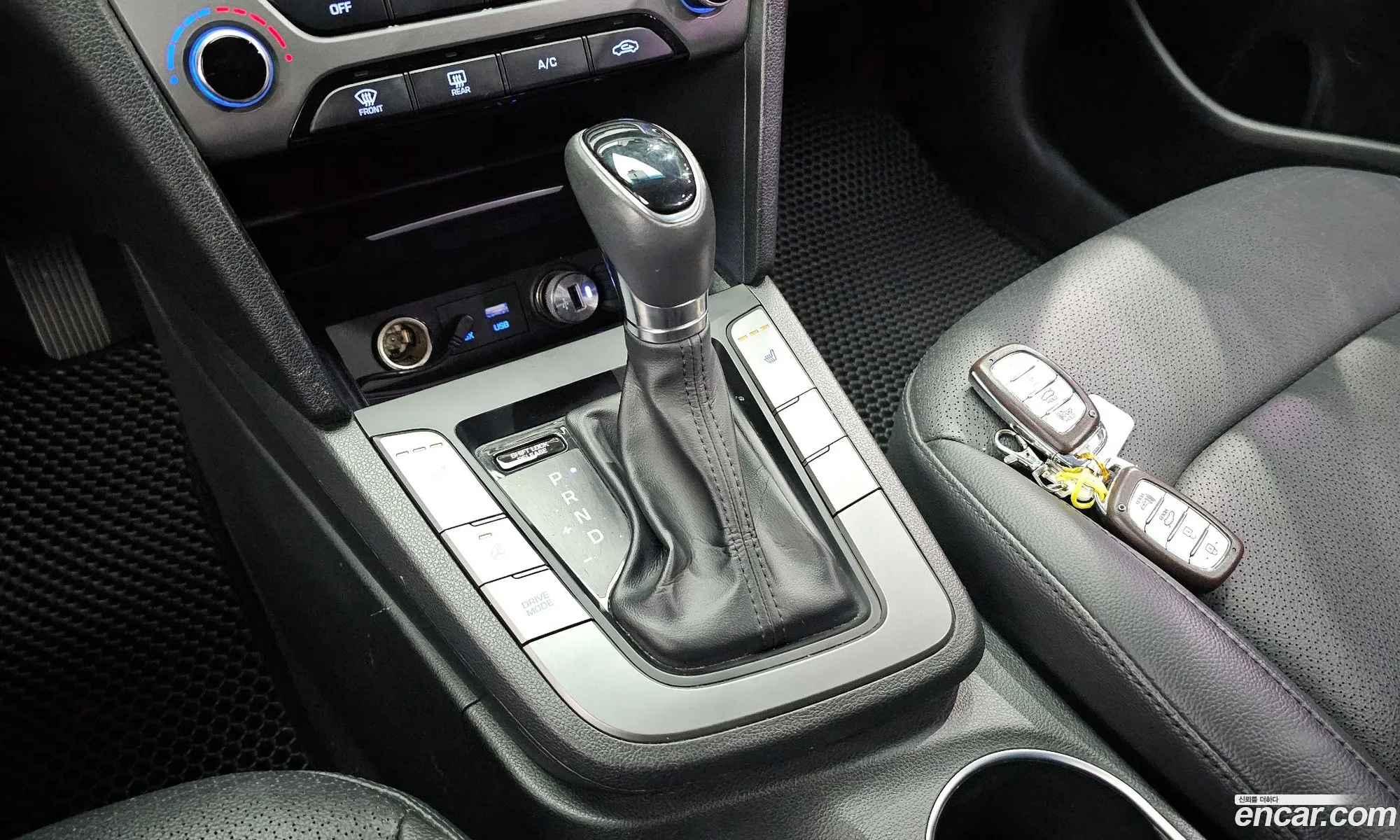 Hyundai Elantra AD 2016 — 6