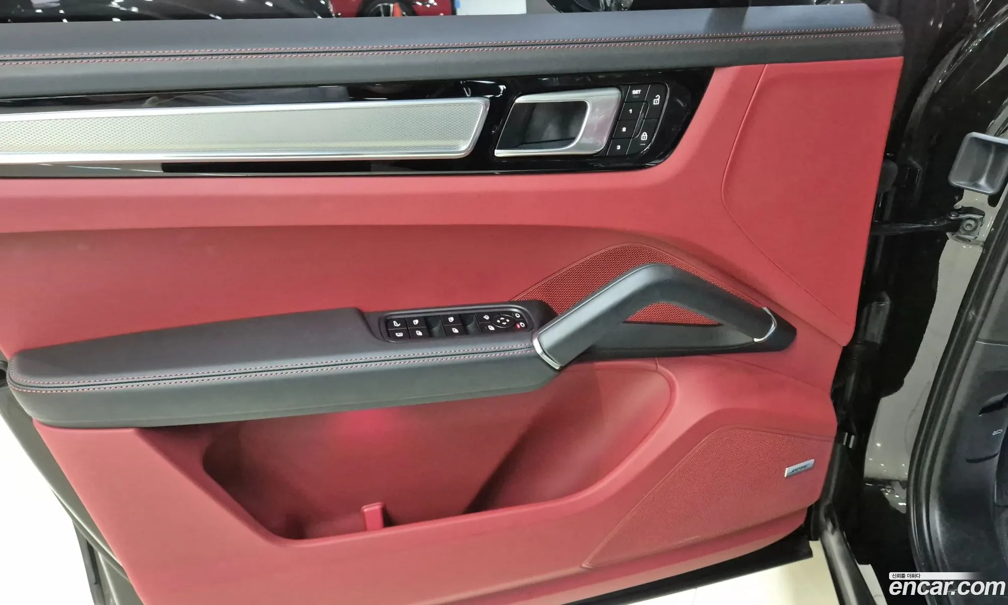 Porsche Cayenne 2023 — 3