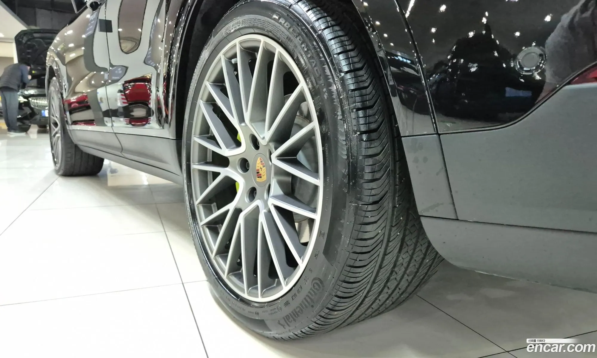 Porsche Cayenne 2023 — 2