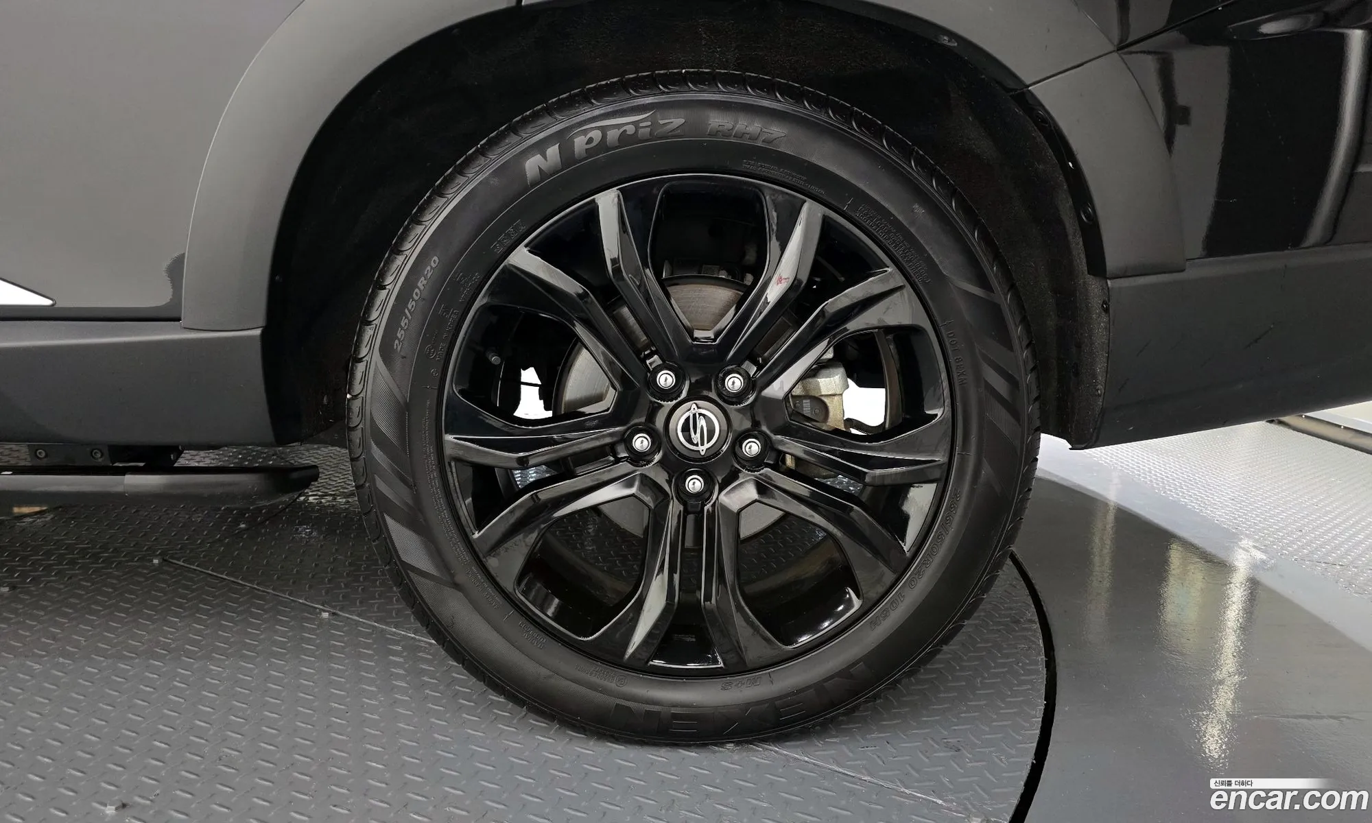 KG Mobility (SsangYong) Rexton 2020 — 8