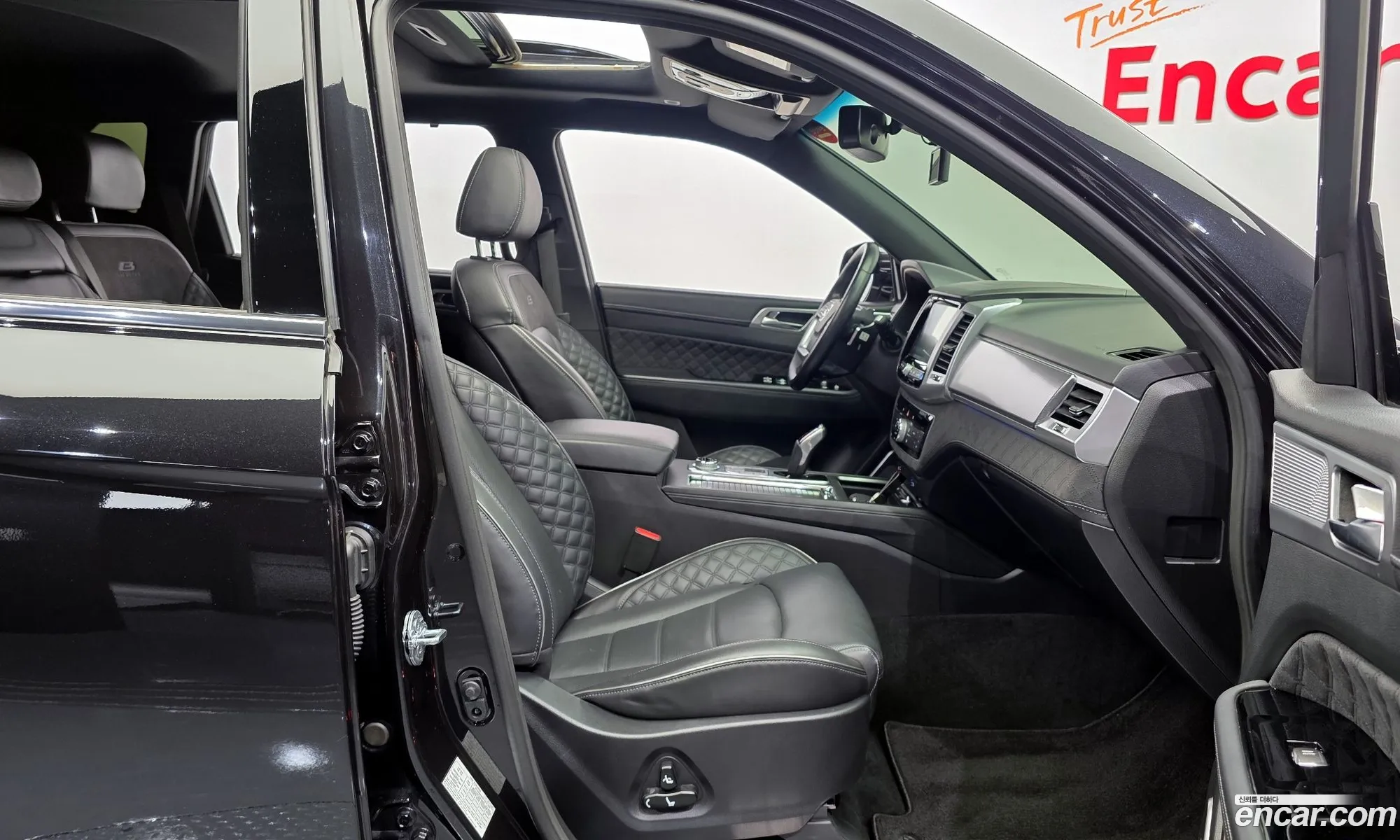 KG Mobility (SsangYong) Rexton 2020 — 9
