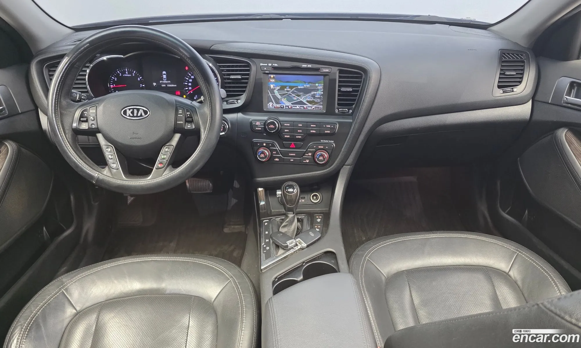 Kia K5 2010 — 17