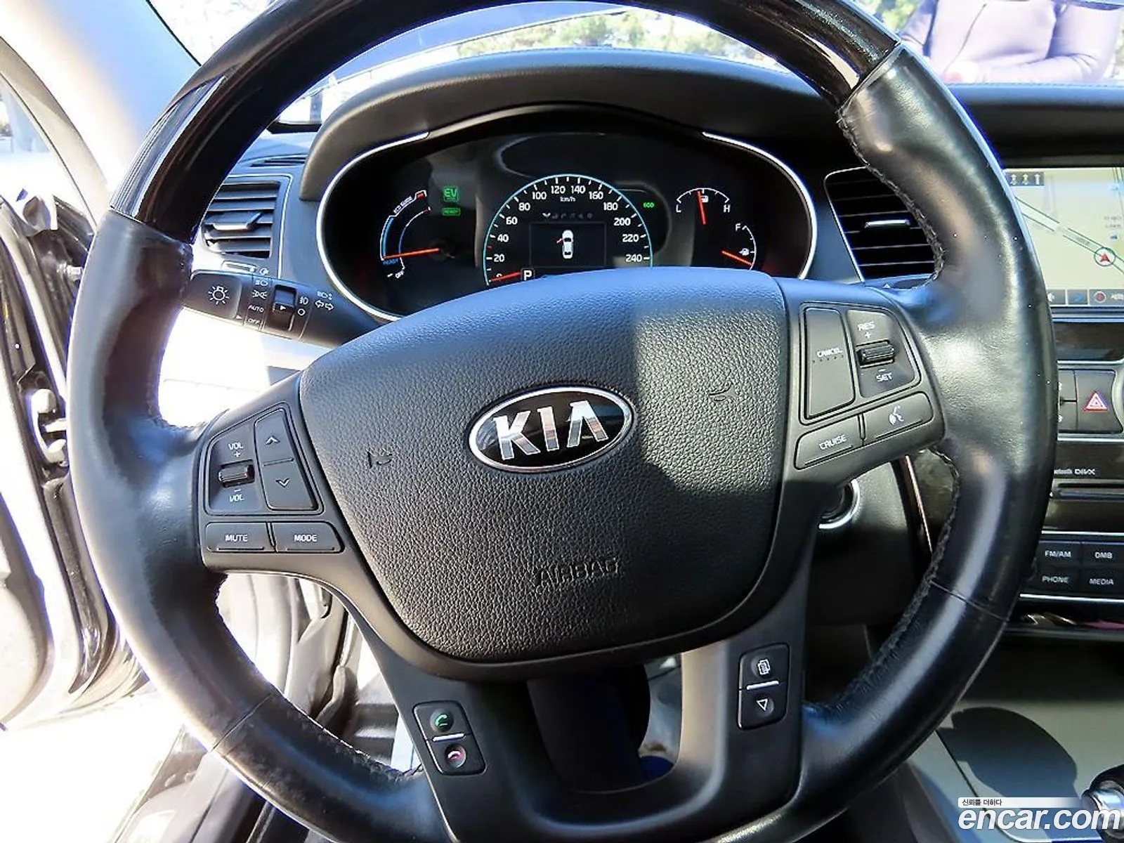 Kia K7 Hybrid 2014 — 8