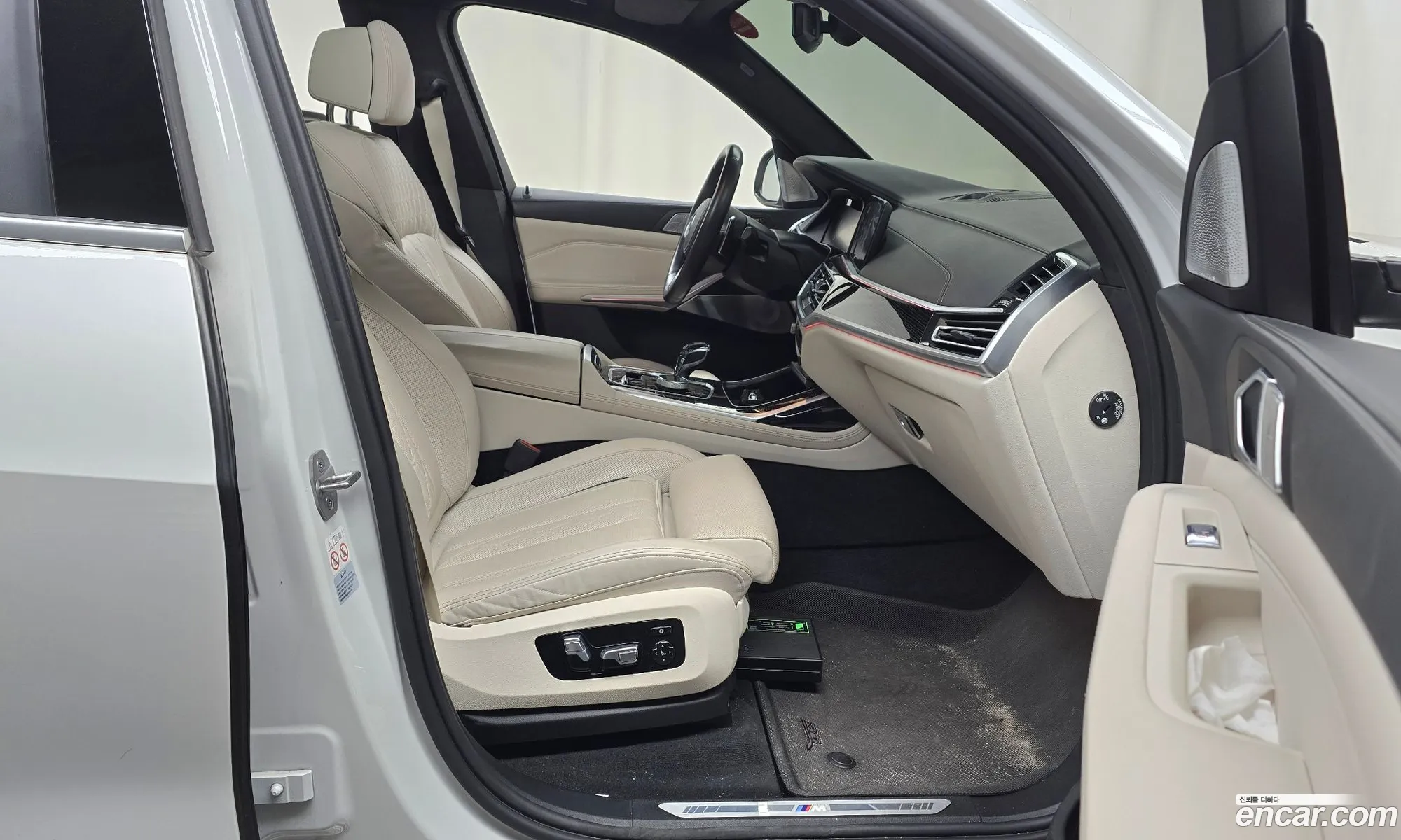 BMW X7 2021 WBACW2104N9J87572 — 2