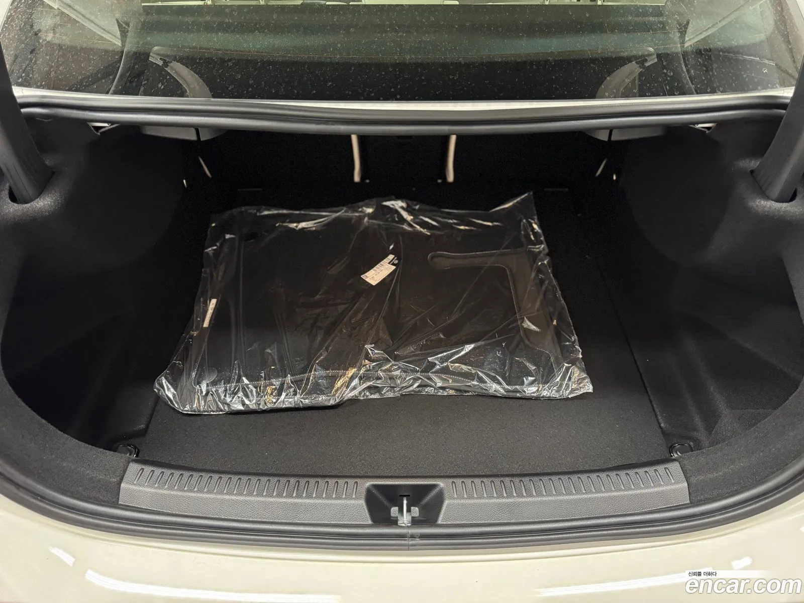Mercedes-Benz A-Class W177 2025 — 10