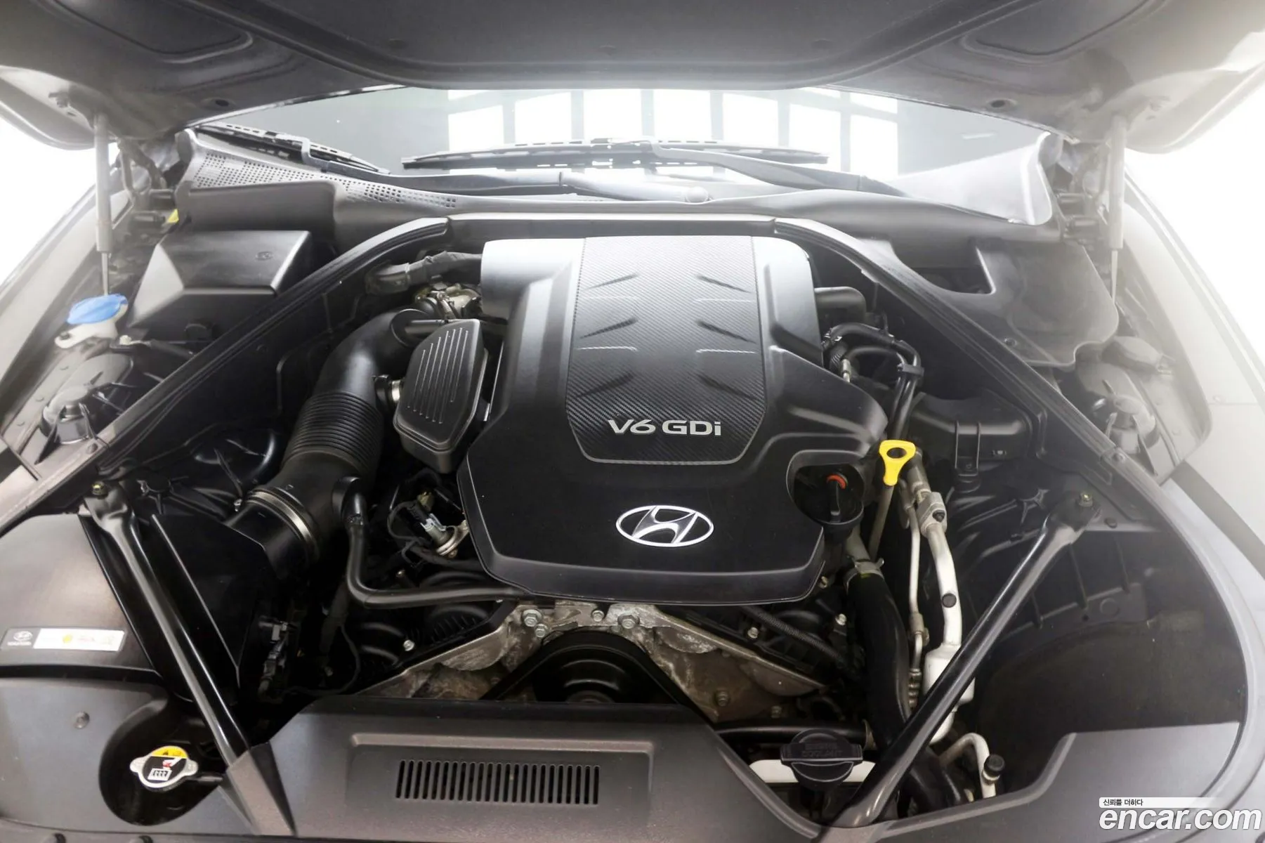 Hyundai Genesis DH 2015 — 14