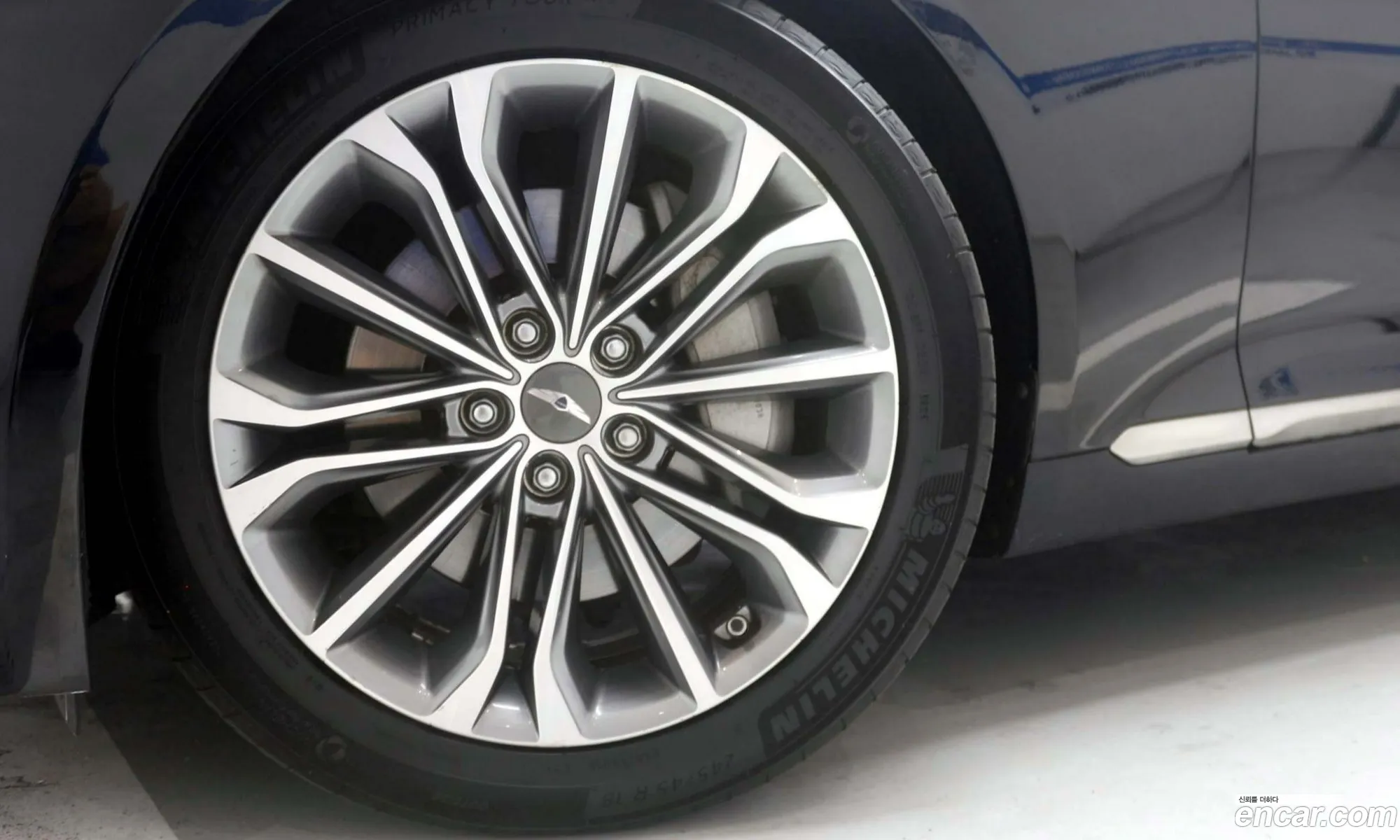 Hyundai Genesis DH 2015 — 11