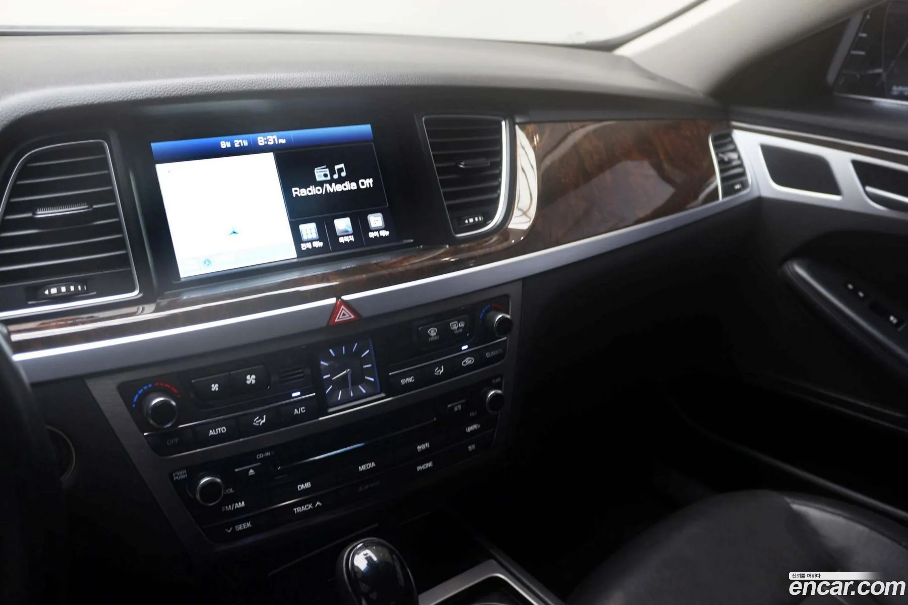 Hyundai Genesis DH 2015 — 13