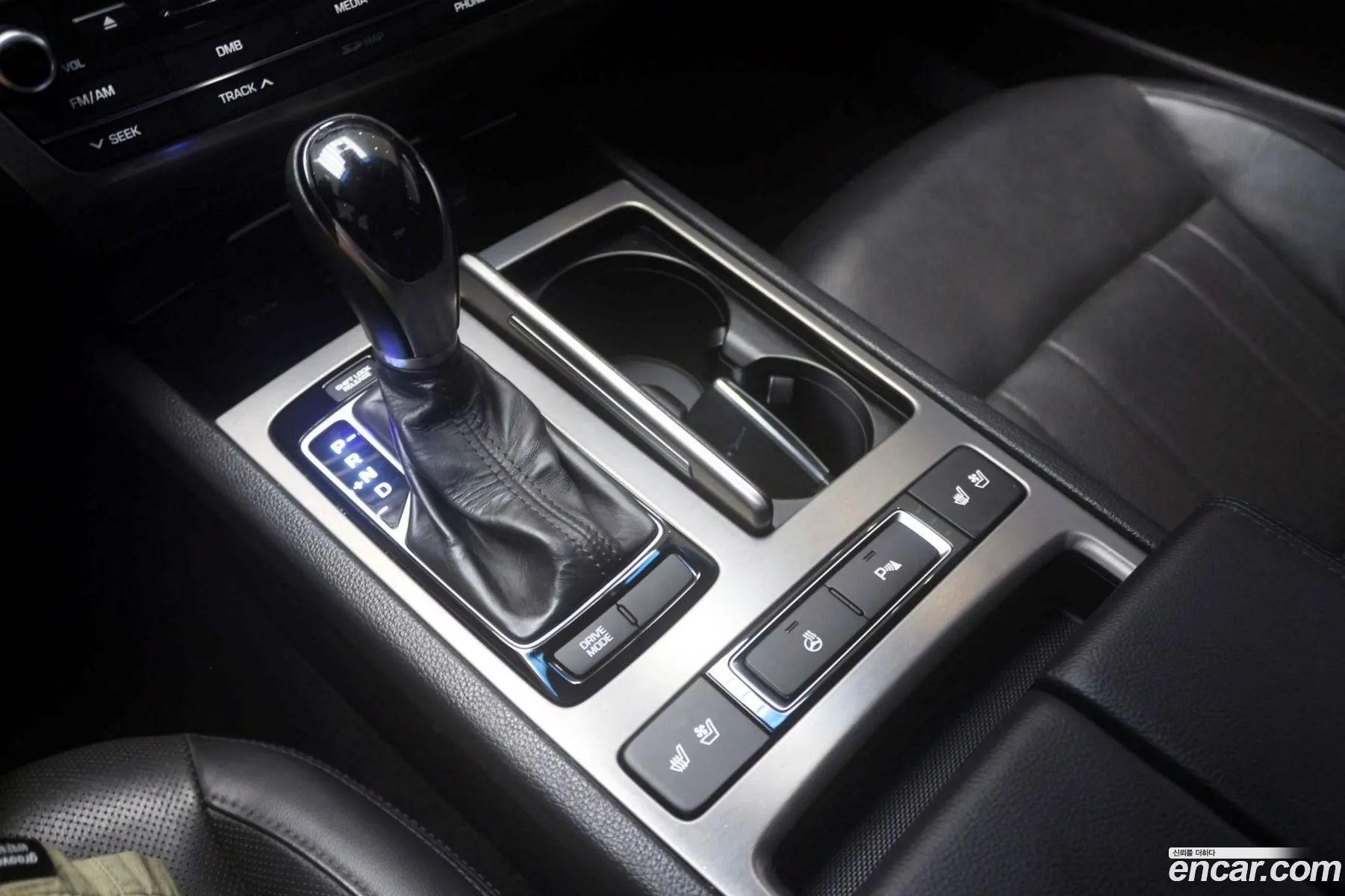 Hyundai Genesis DH 2015 — 15