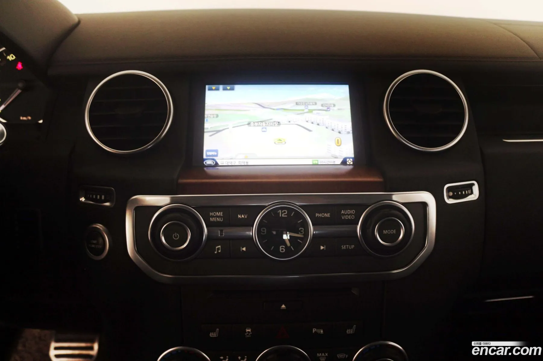 Land Rover Discovery 4 2016 — 10
