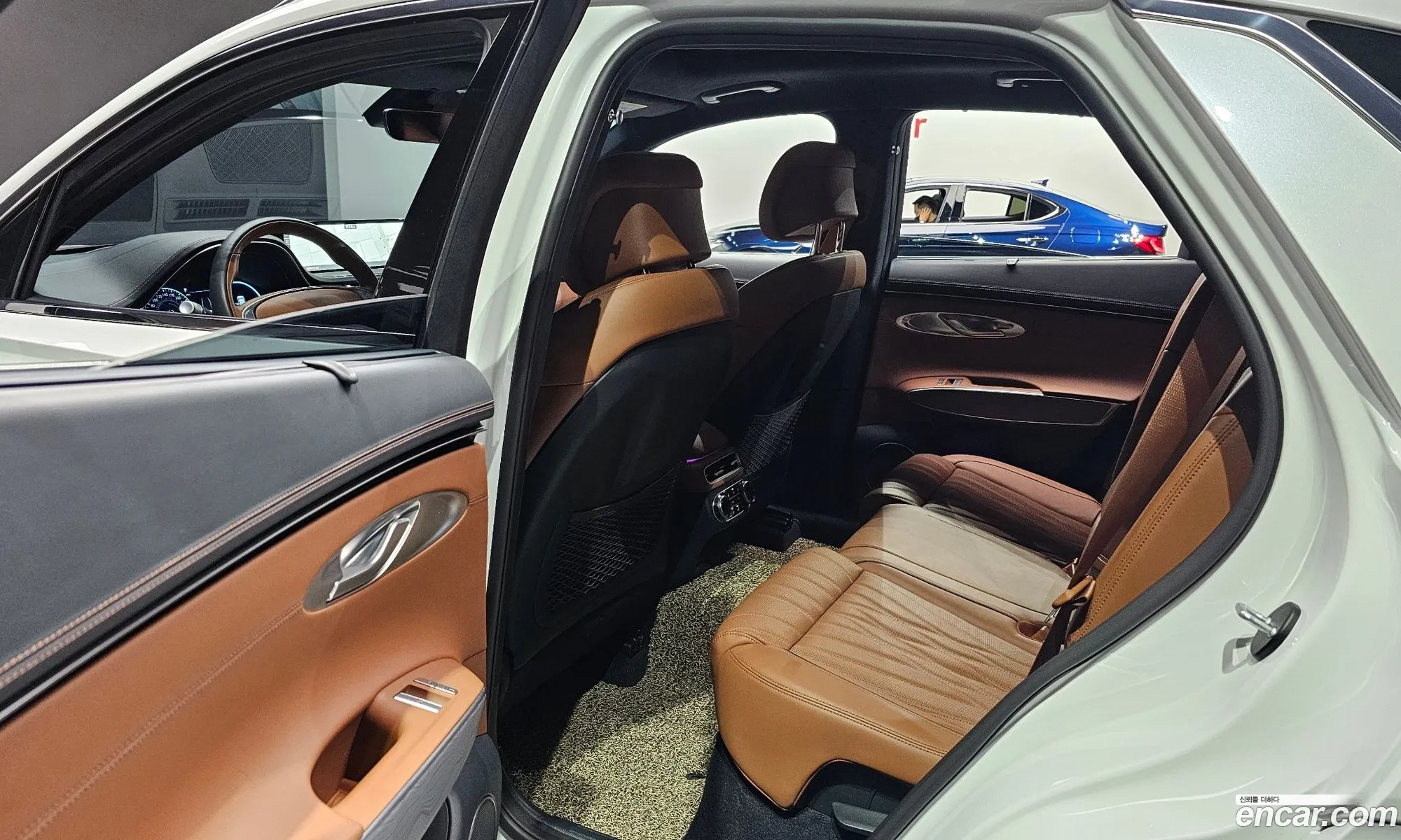 Genesis GV70 2023 — 4