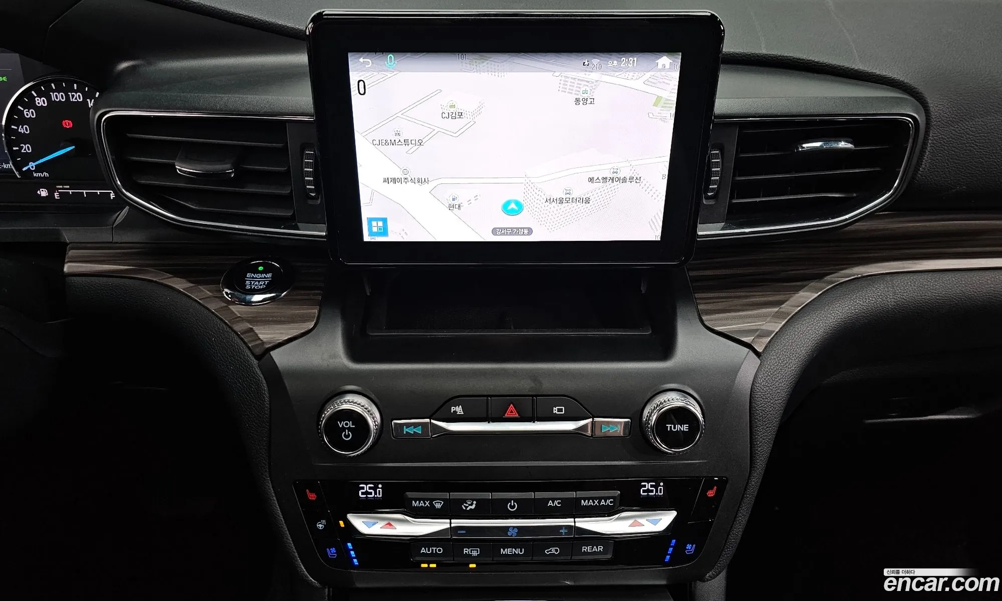 Ford Explorer 6th Gen 2020 1FMSK8FHXLGA86830 — 18