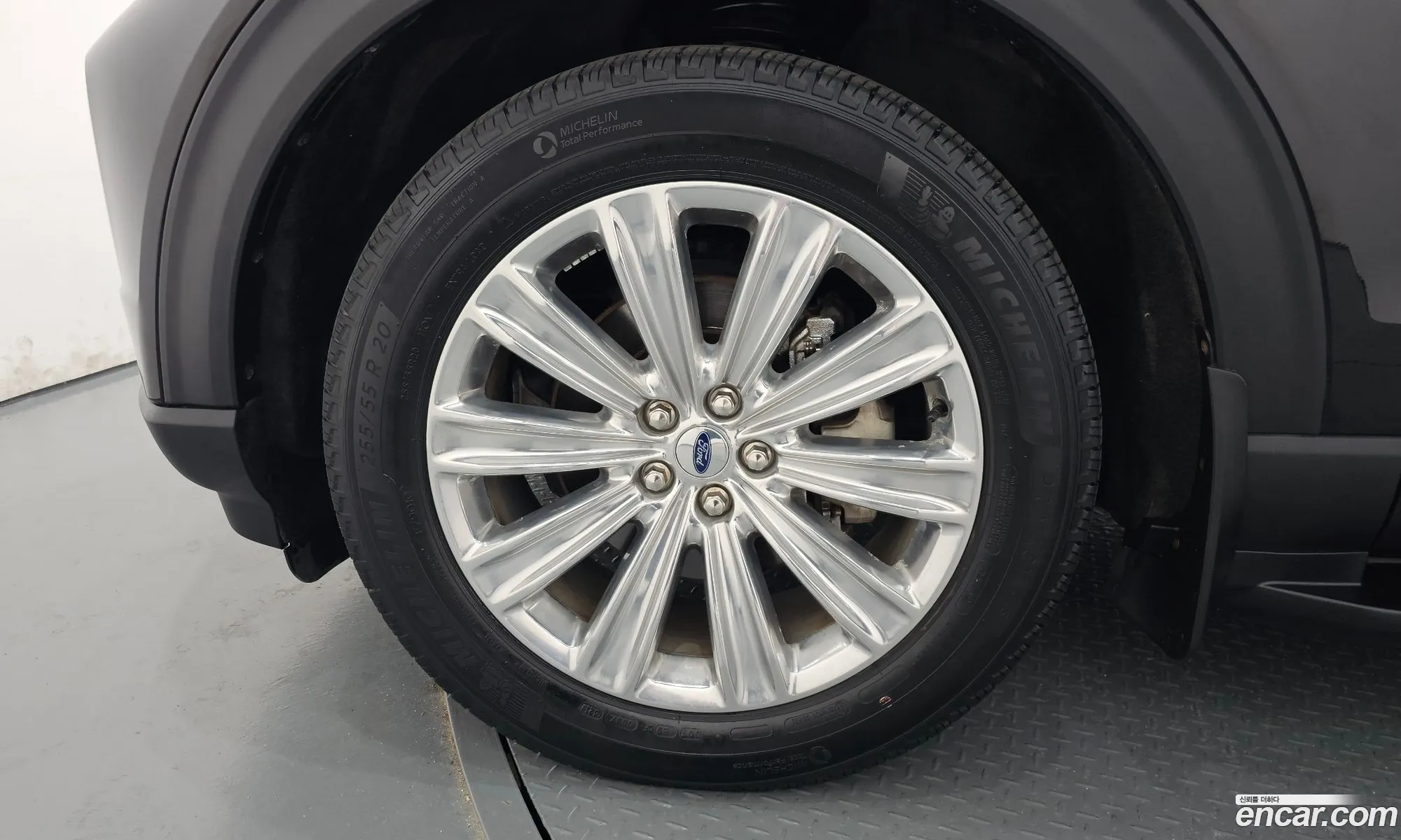 Ford Explorer 6th Gen 2020 1FMSK8FHXLGA86830 — 5