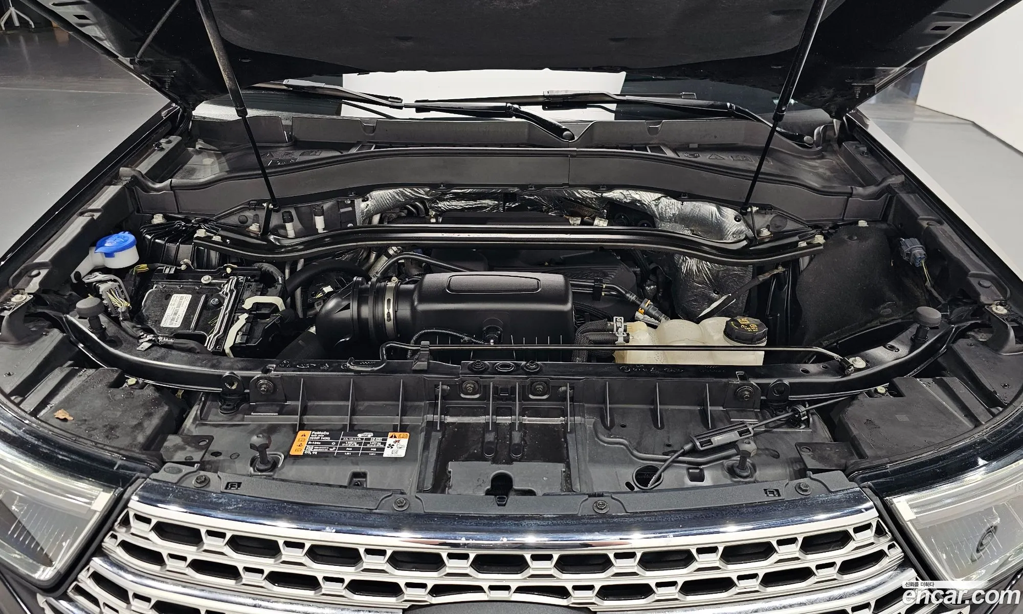 Ford Explorer 6th Gen 2020 1FMSK8FHXLGA86830 — 13