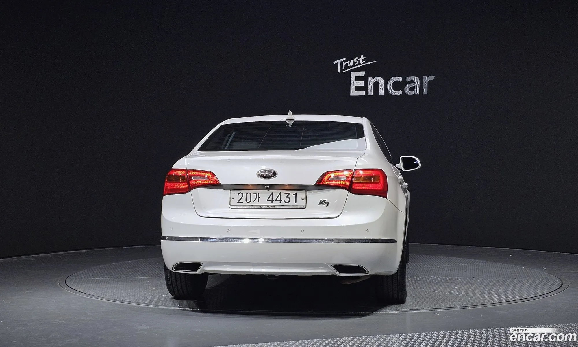 Kia K7 2010 — 18