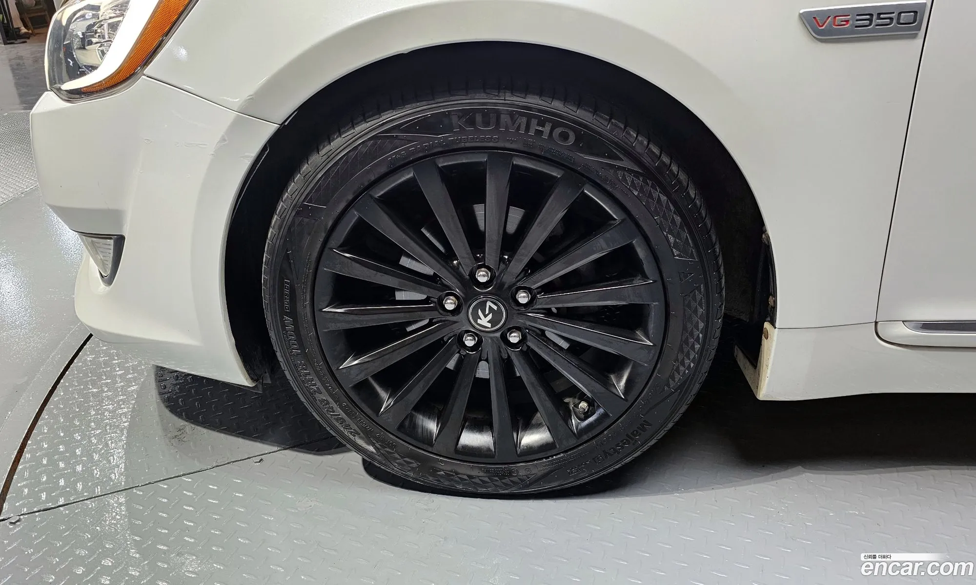 Kia K7 2010 — 16