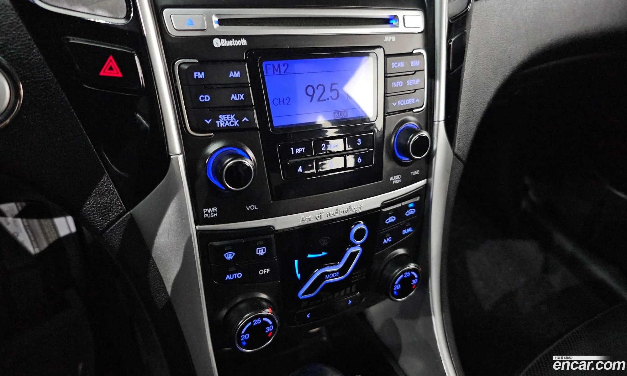 Hyundai YF Sonata 2010 — 5