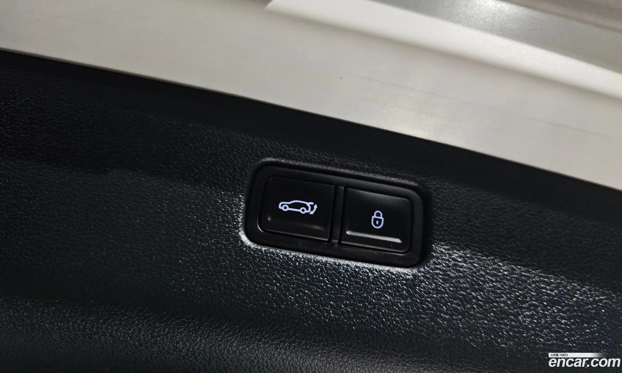 Genesis GV70 2023 — 18