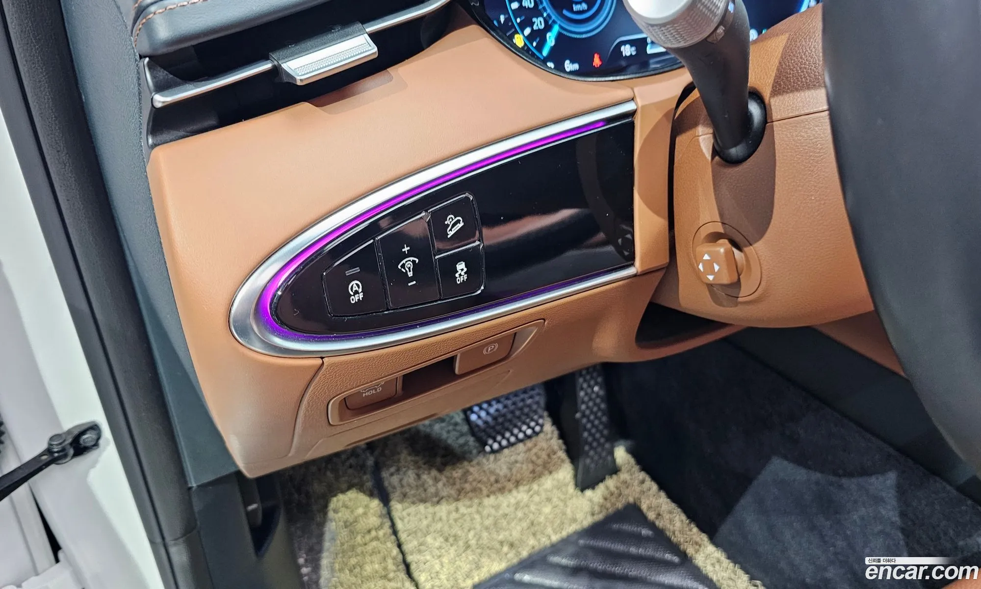 Genesis GV70 2023 — 16