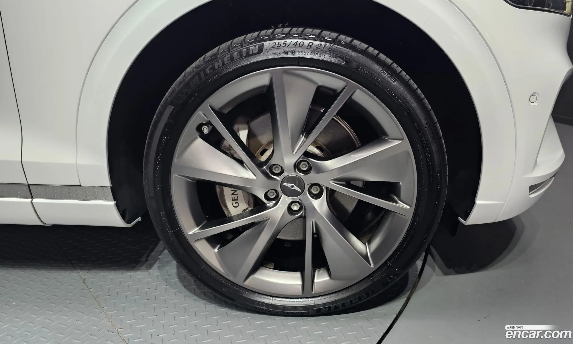 Genesis GV70 2023 — 12